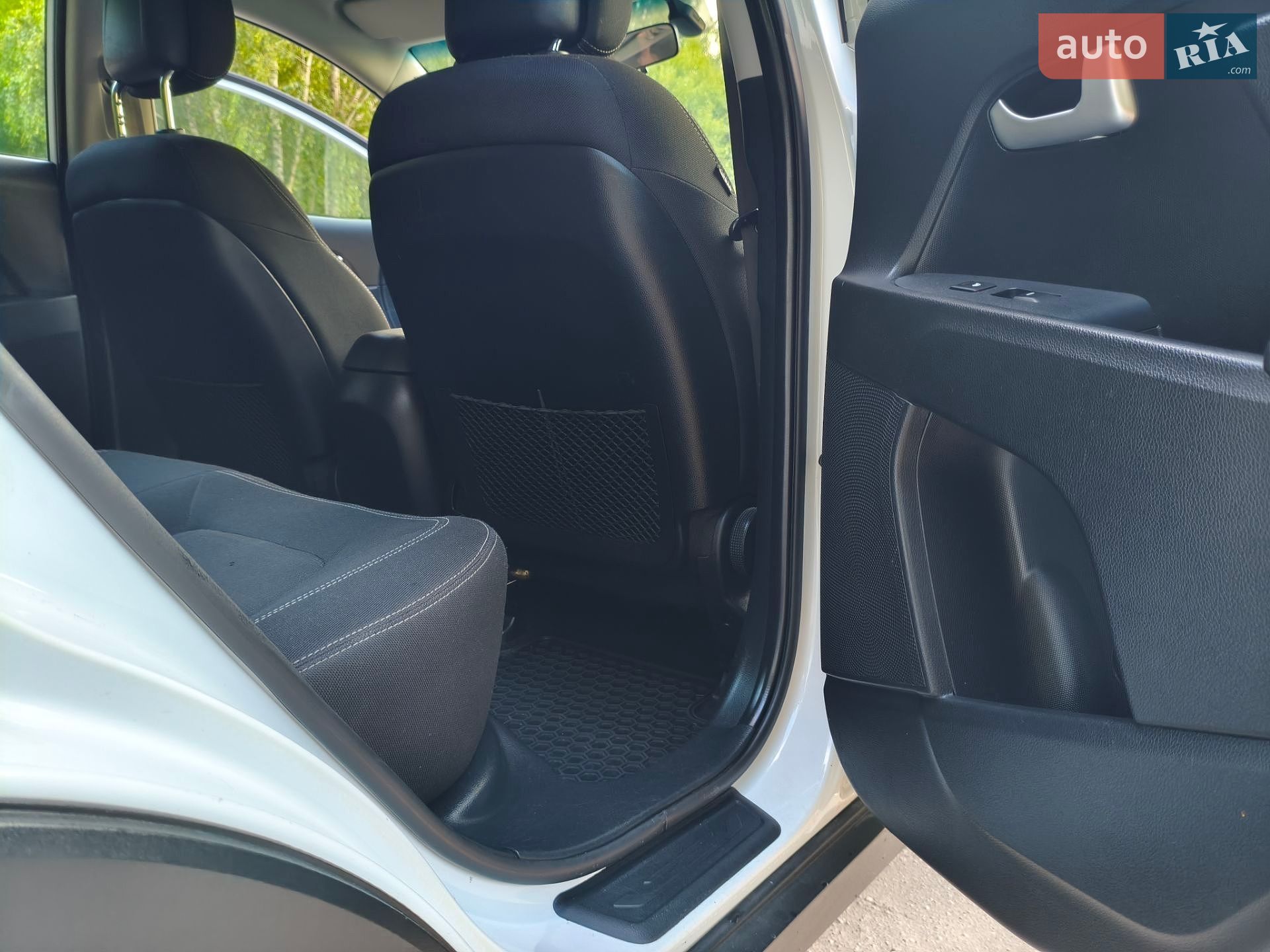 Kia Sportage 2015 VIN U5YPB815AFL769498 фото оголошення 19 з 29