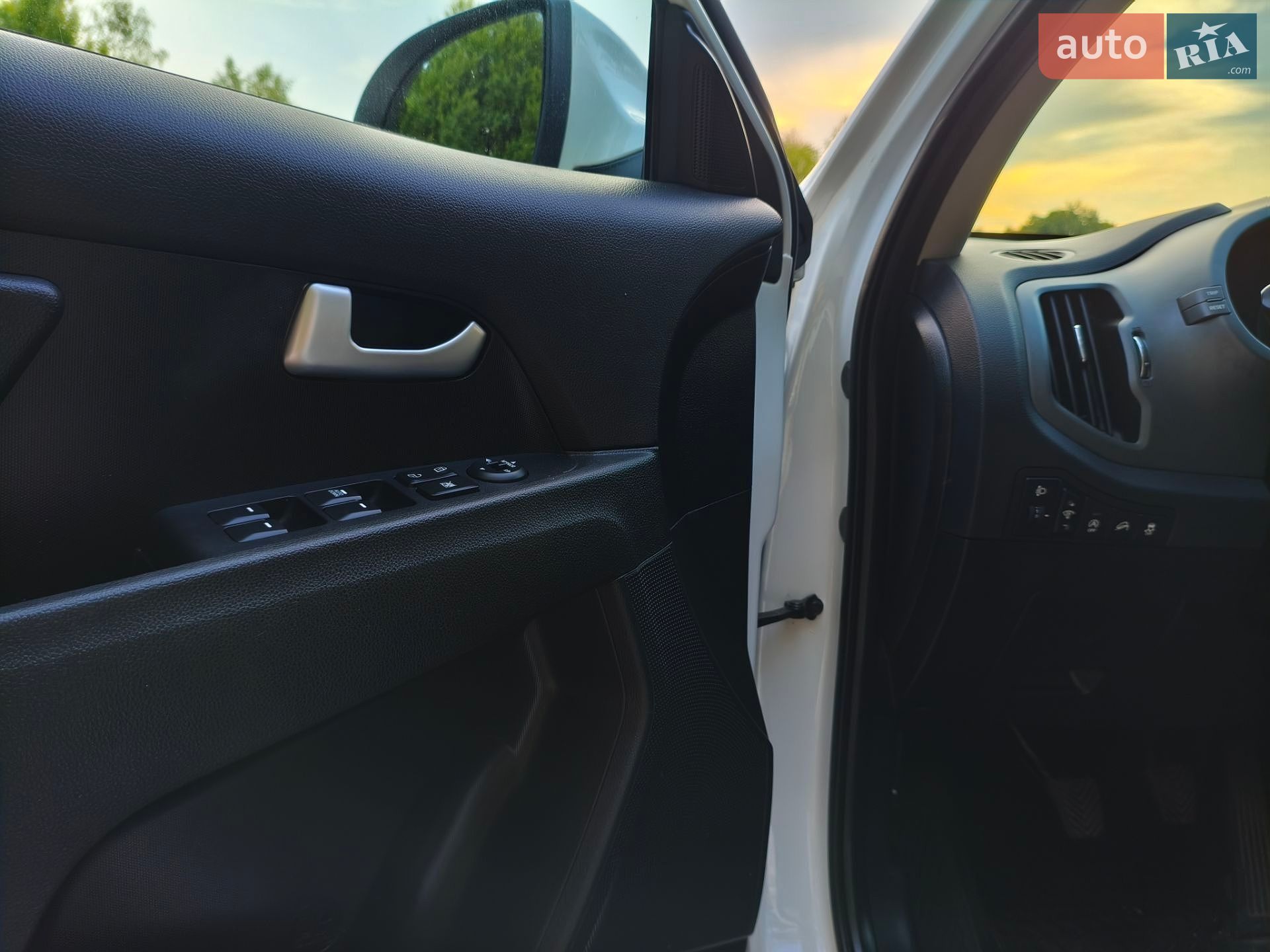 Kia Sportage 2015 VIN U5YPB815AFL769498 фото оголошення 20 з 29