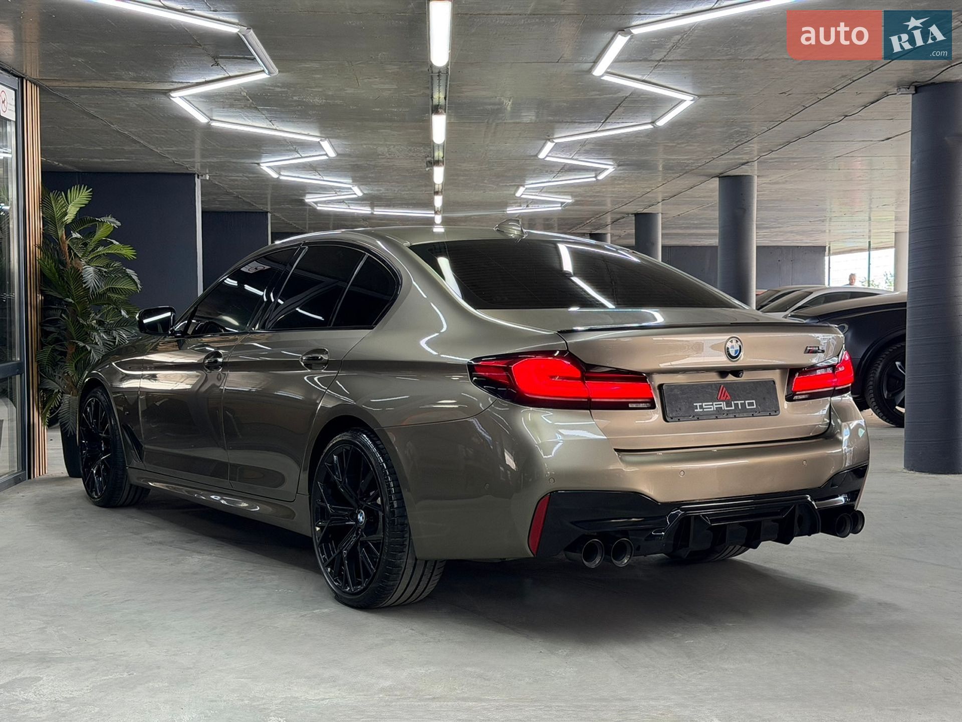 BMW 5 Series 2017 VIN WBAJE5C32HG915778 фото оголошення 11 з 30