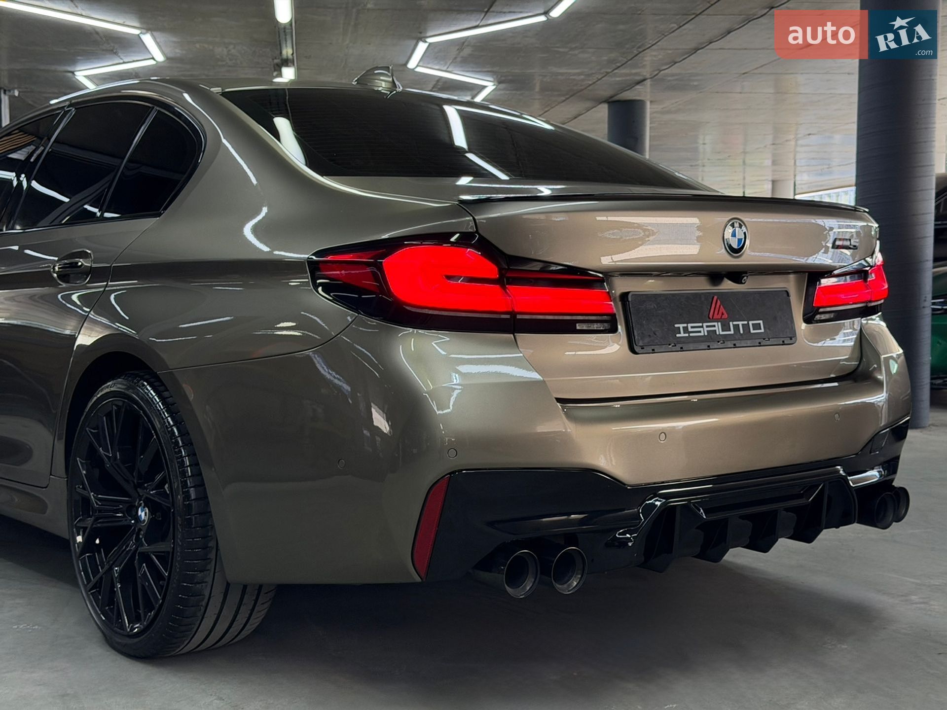 BMW 5 Series 2017 VIN WBAJE5C32HG915778 фото оголошення 13 з 30