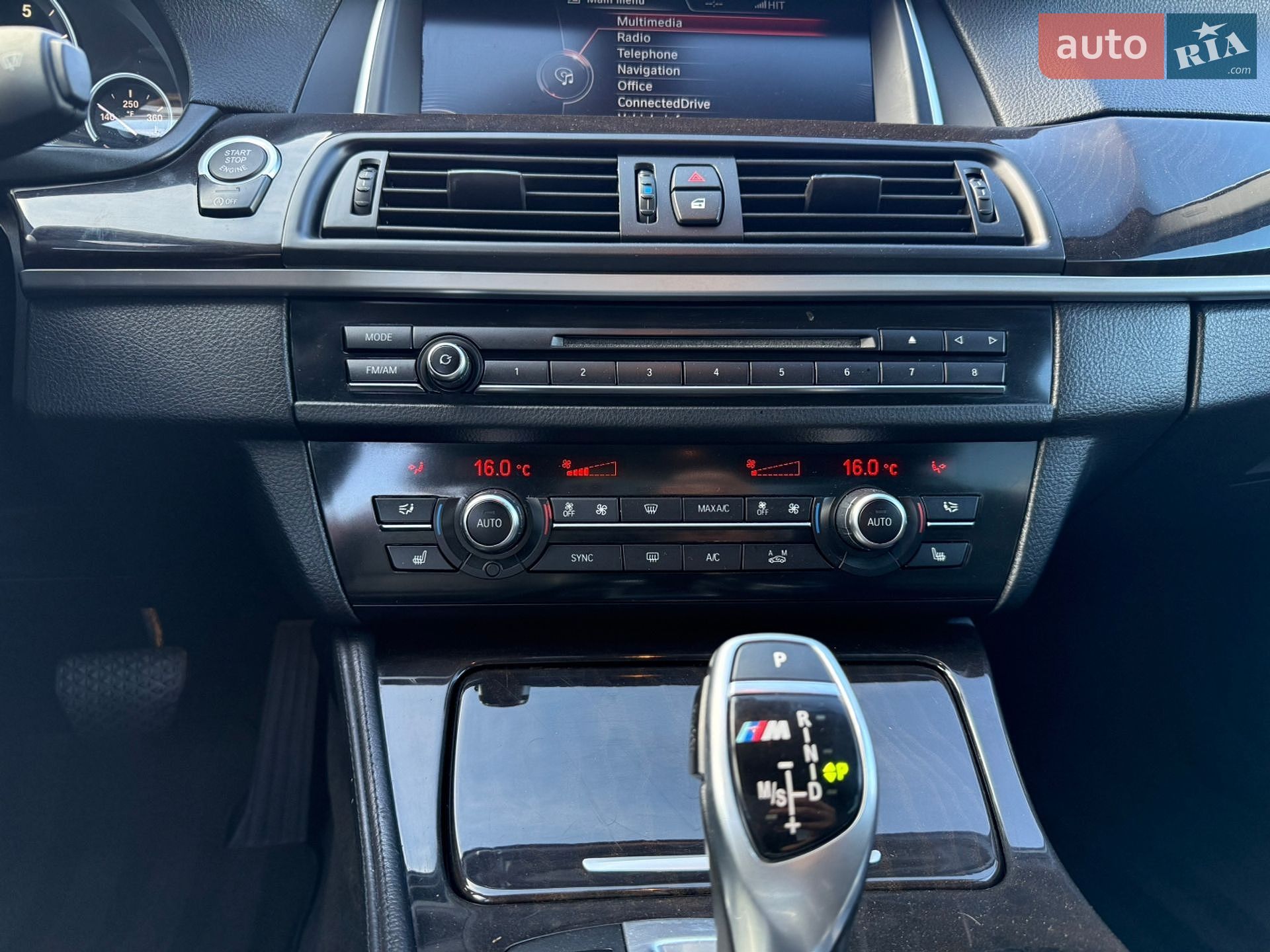 BMW 5 Series 2015 VIN WBA5A5C50GD529391 фото оголошення 8 з 31