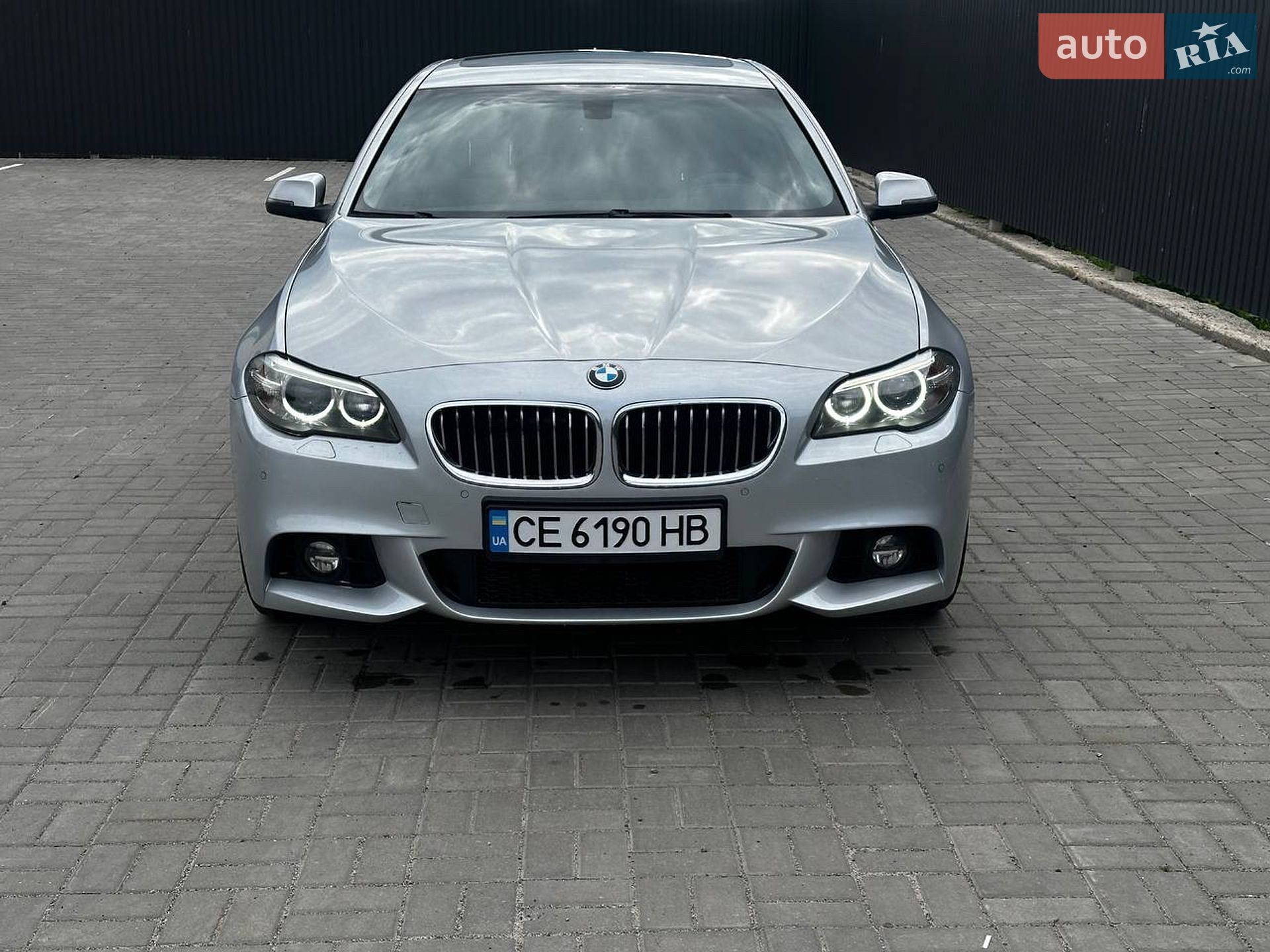 BMW 5 Series 2015 VIN WBA5A5C50GD529391 фото оголошення 30 з 31