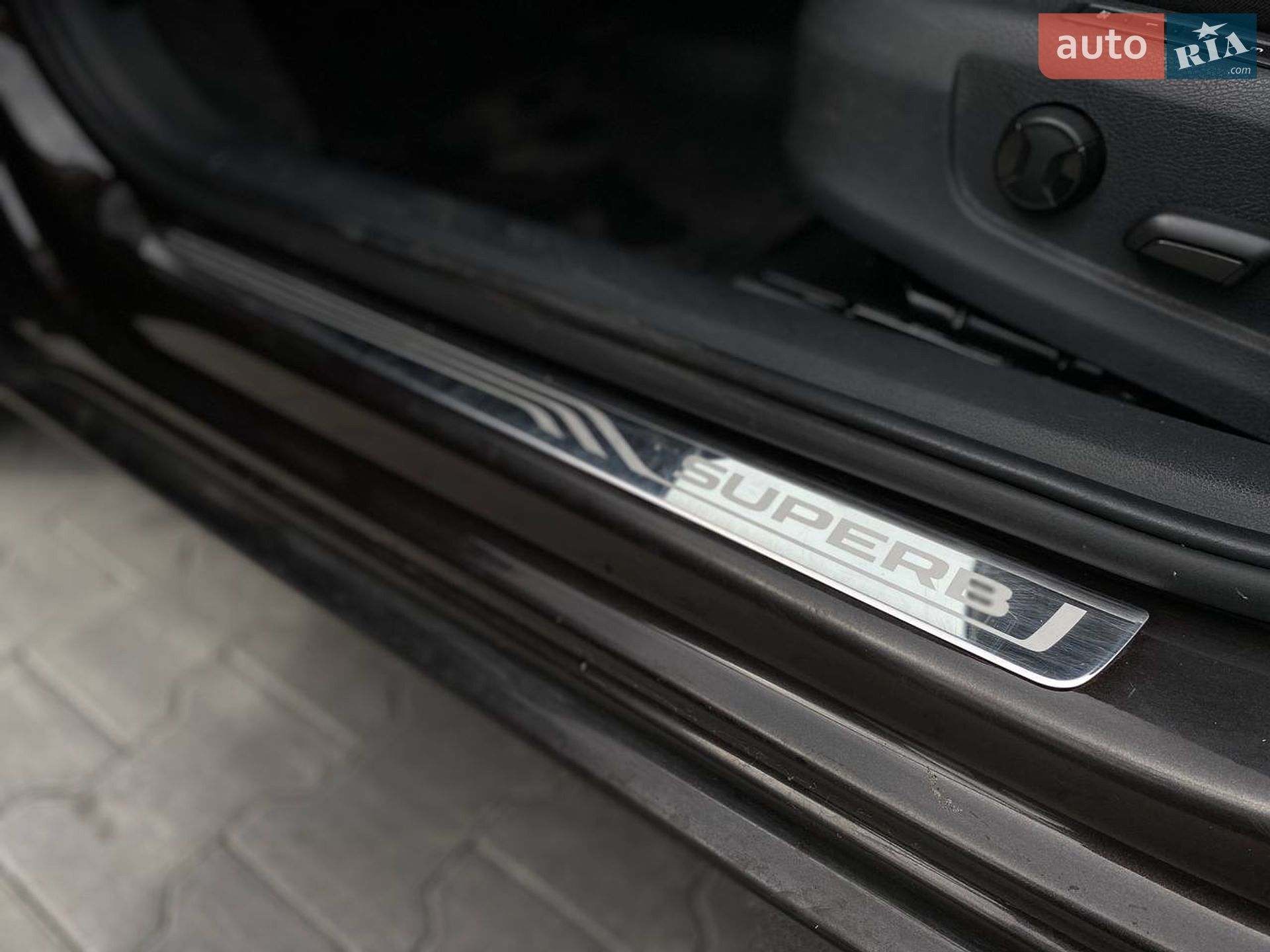 Skoda Superb 2019 VIN TMBAL6NP5KB300256 фото оголошення 18 з 46