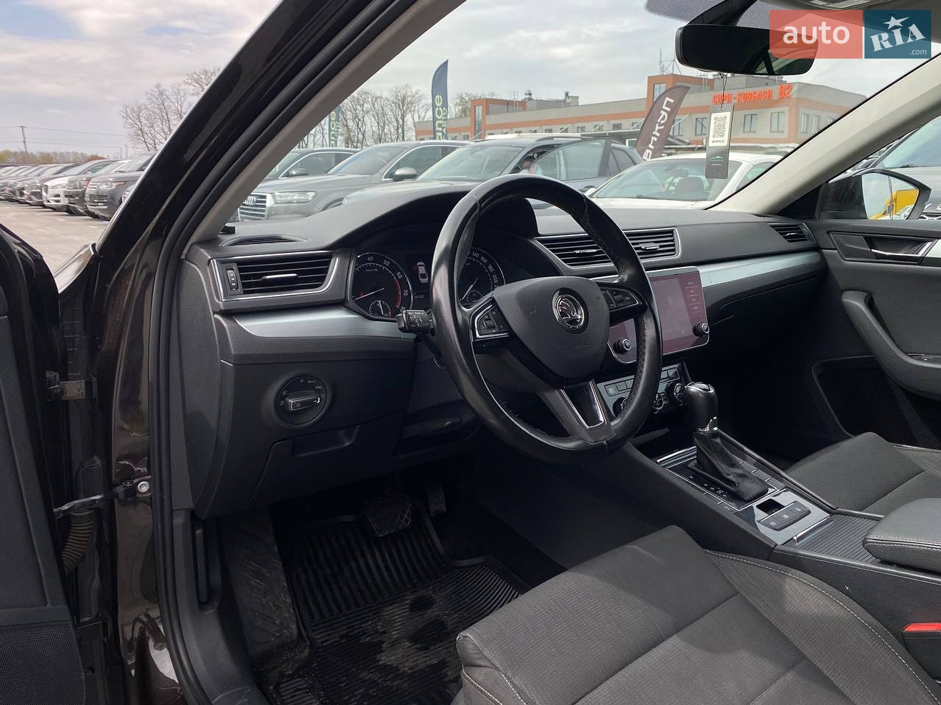 Skoda Superb 2019 VIN TMBAL6NP5KB300256 фото оголошення 24 з 46