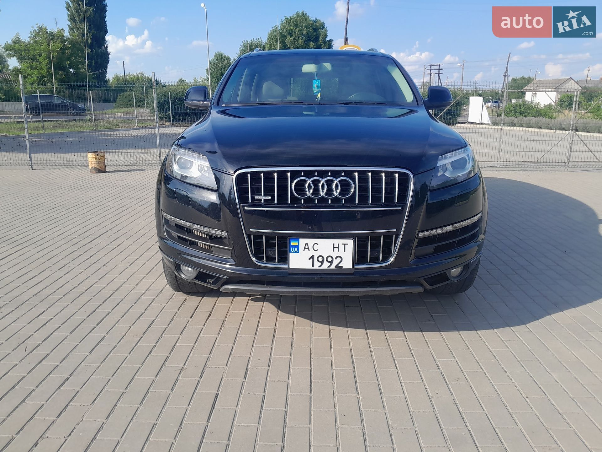 Audi Q7 2015 VIN WA1CMAFE6FD019951 фото оголошення 10 з 30