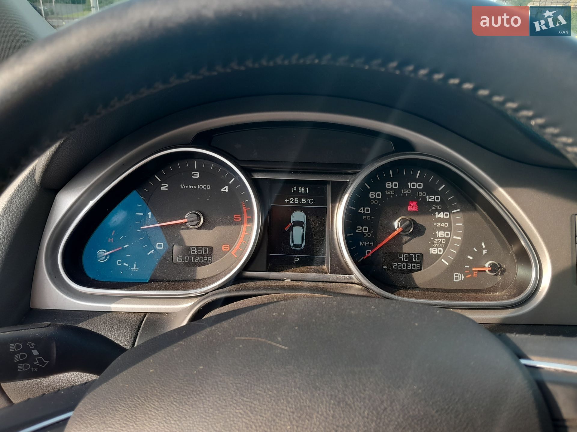 Audi Q7 2015 VIN WA1CMAFE6FD019951 фото оголошення 26 з 30