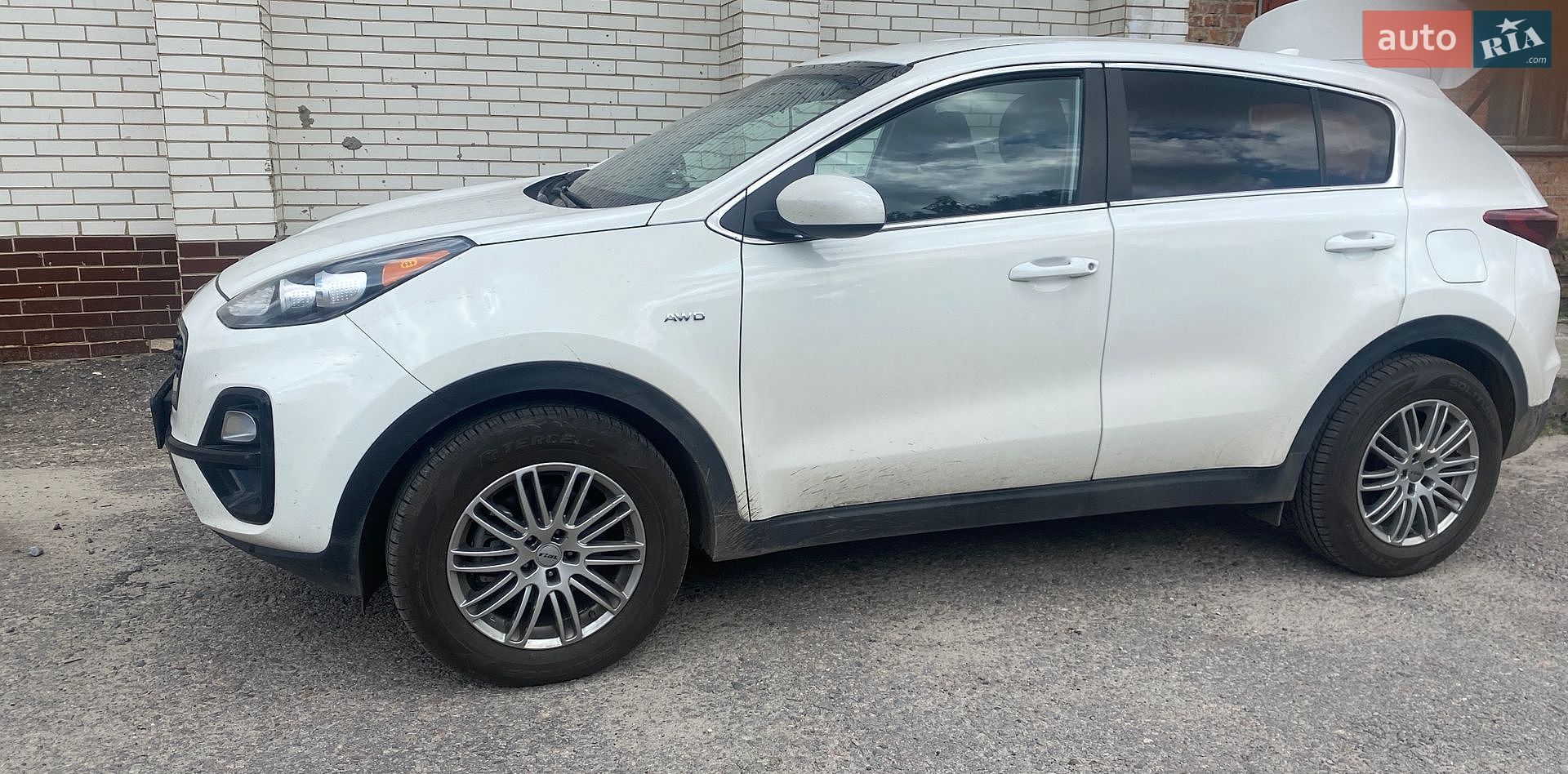 Kia Sportage 2020 VIN KNDPMCAC1L7820208 фото оголошення 15 з 18