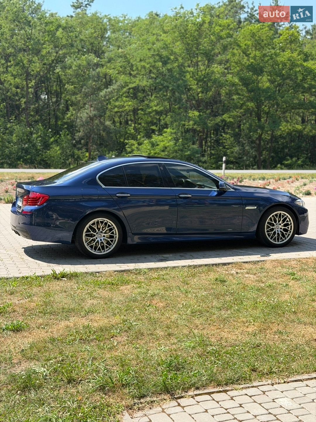 BMW 5 Series 2015 VIN WBA5A5C58FD524616 фото оголошення 7 з 26