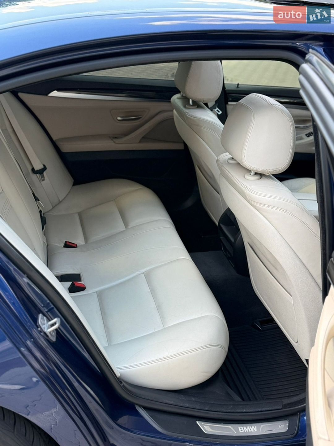 BMW 5 Series 2015 VIN WBA5A5C58FD524616 фото оголошення 11 з 26