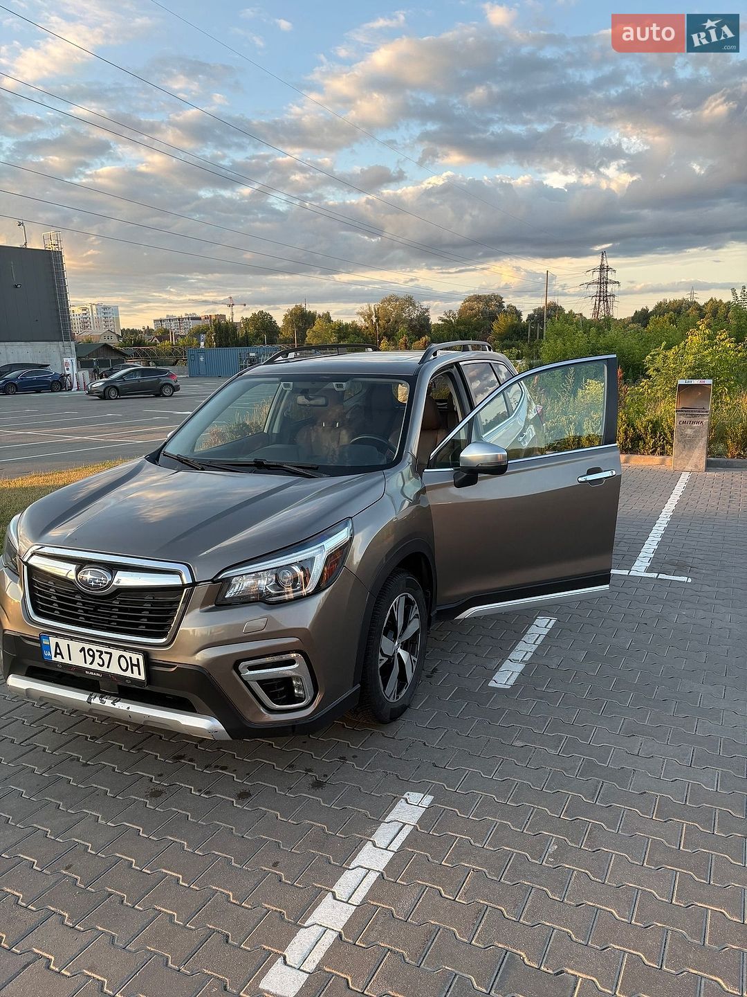 Subaru Forester 2018 VIN JF2SKAWC4KH489292 фото оголошення 26 з 37
