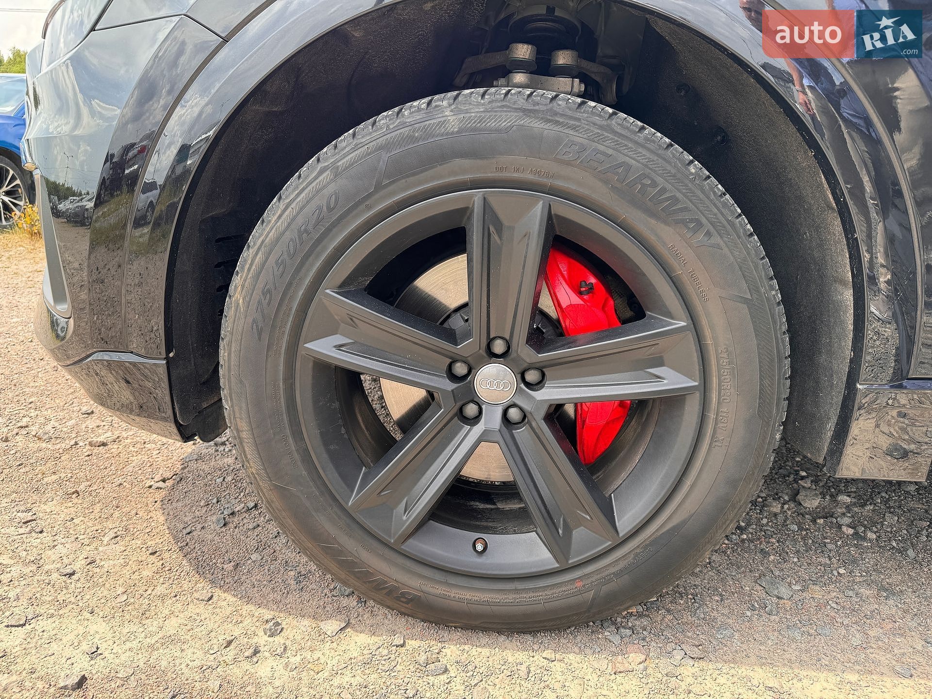 Audi Q8 2018 VIN WA1AVAF11KD018119 фото оголошення 4 з 30