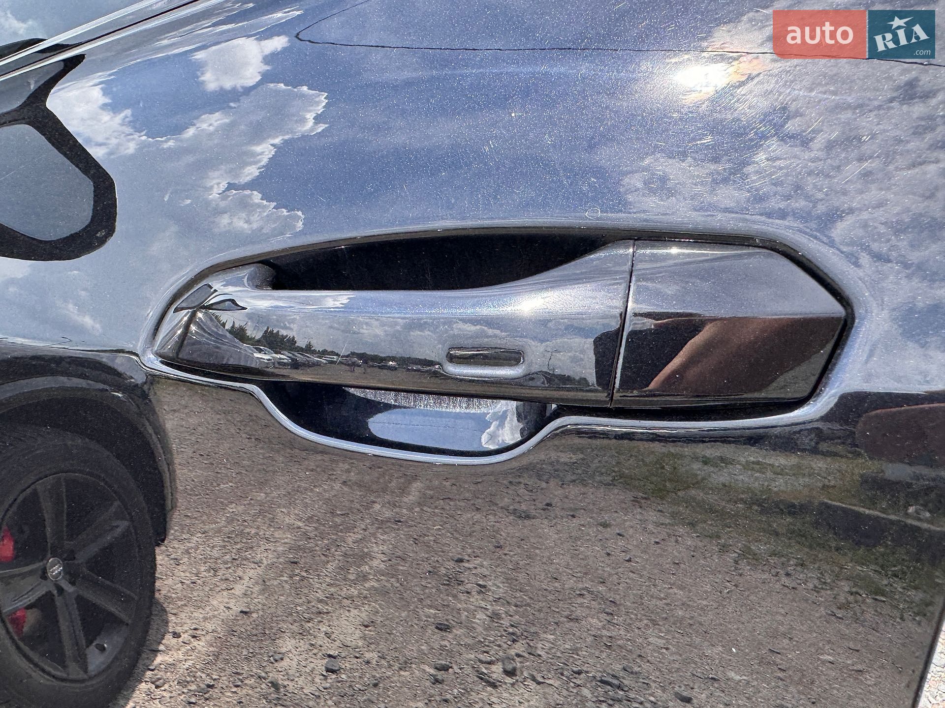 Audi Q8 2018 VIN WA1AVAF11KD018119 фото оголошення 7 з 30