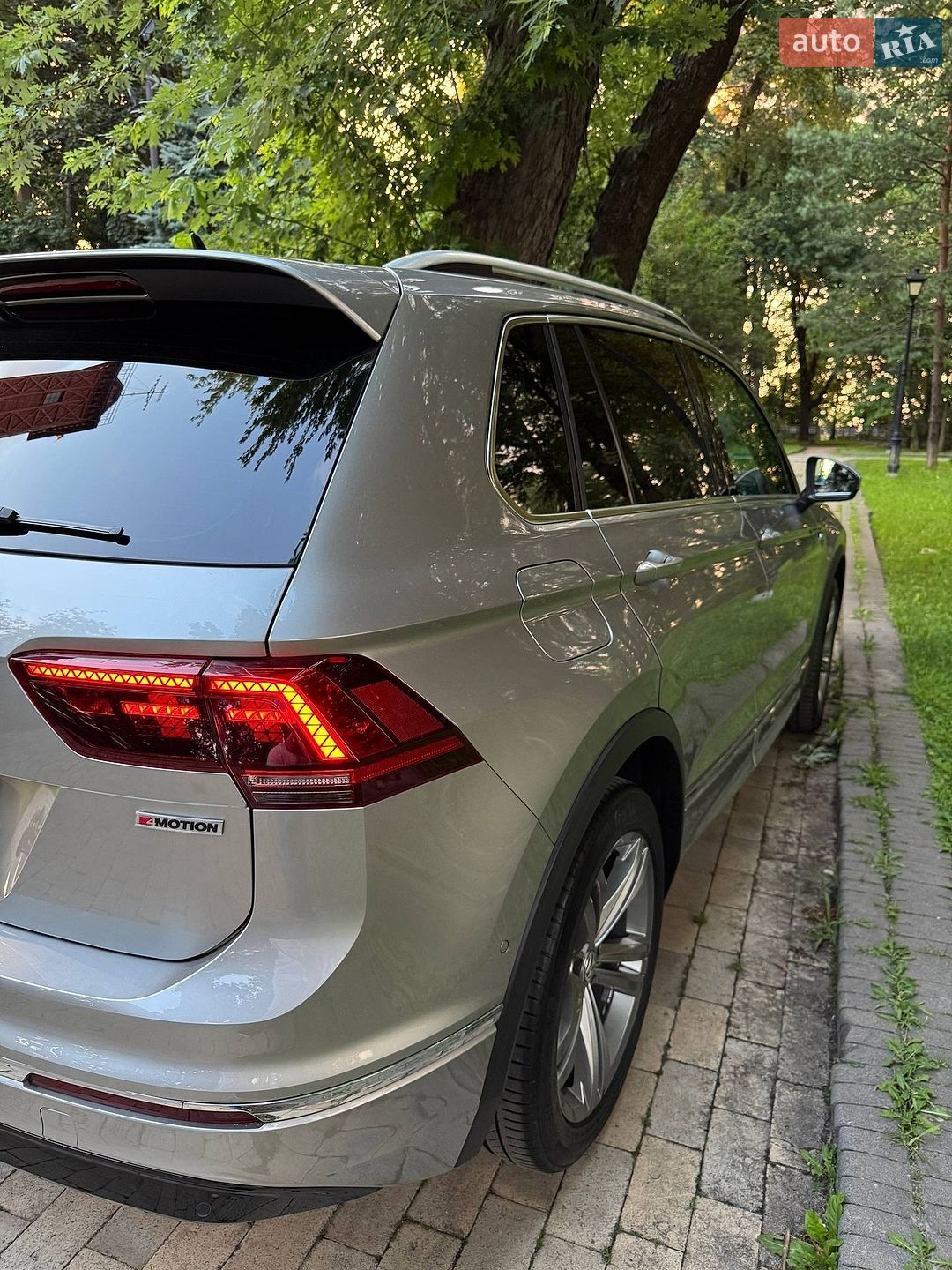 Volkswagen Tiguan 2019 VIN WVGZZZ5NZLW830903 фото оголошення 39 з 40
