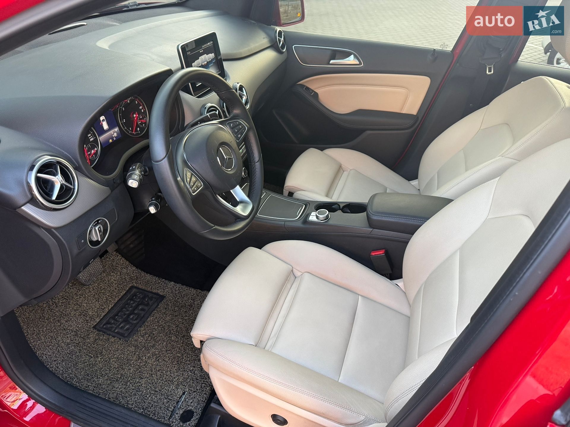 Mercedes-Benz B-Class 2016 VIN WDDMH0JB8HN172890 фото оголошення 10 з 42