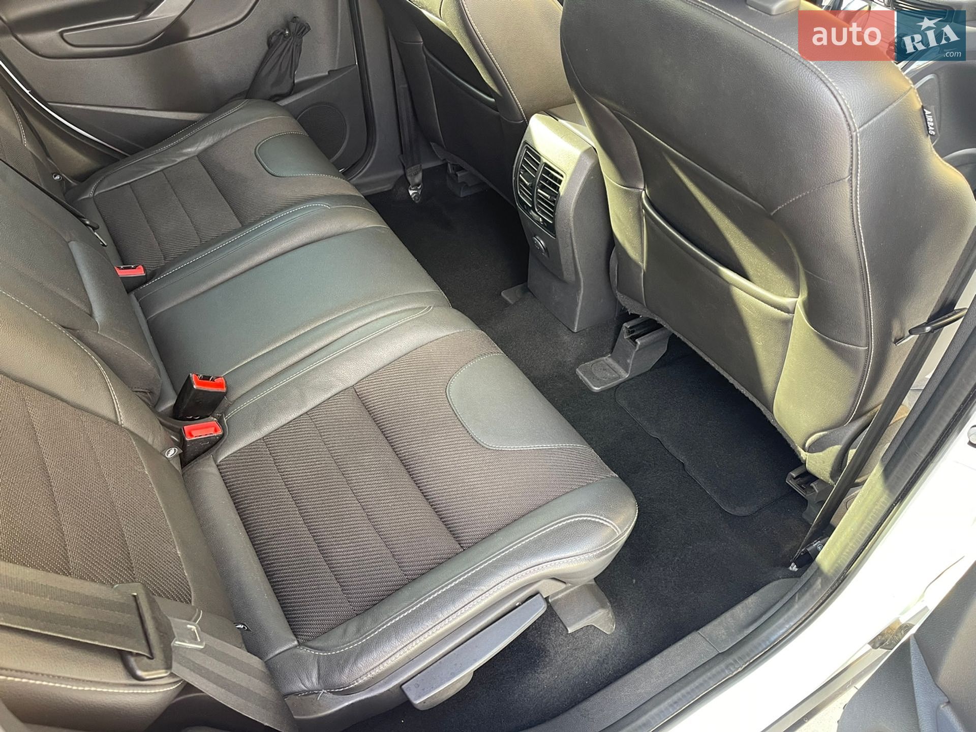 Ford Kuga 2013 VIN WF0AXXWPMADD09386 фото оголошення 12 з 19