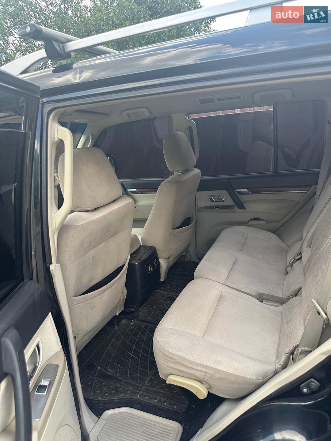 Mitsubishi Pajero 2007 VIN JMYLRV93W7J720389 фото оголошення 2 з 12