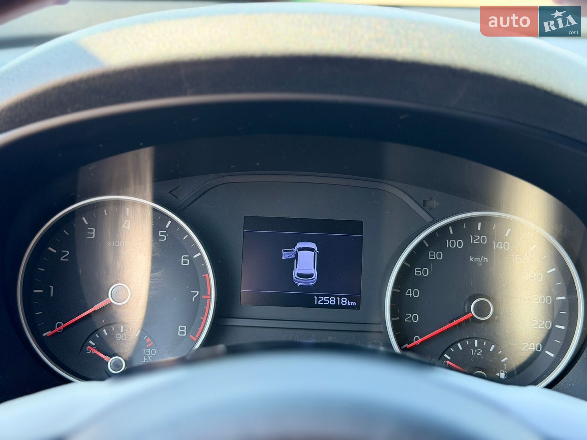 Kia Sportage 2019 VIN U5YPG814BLL840352 фото оголошення 17 з 26