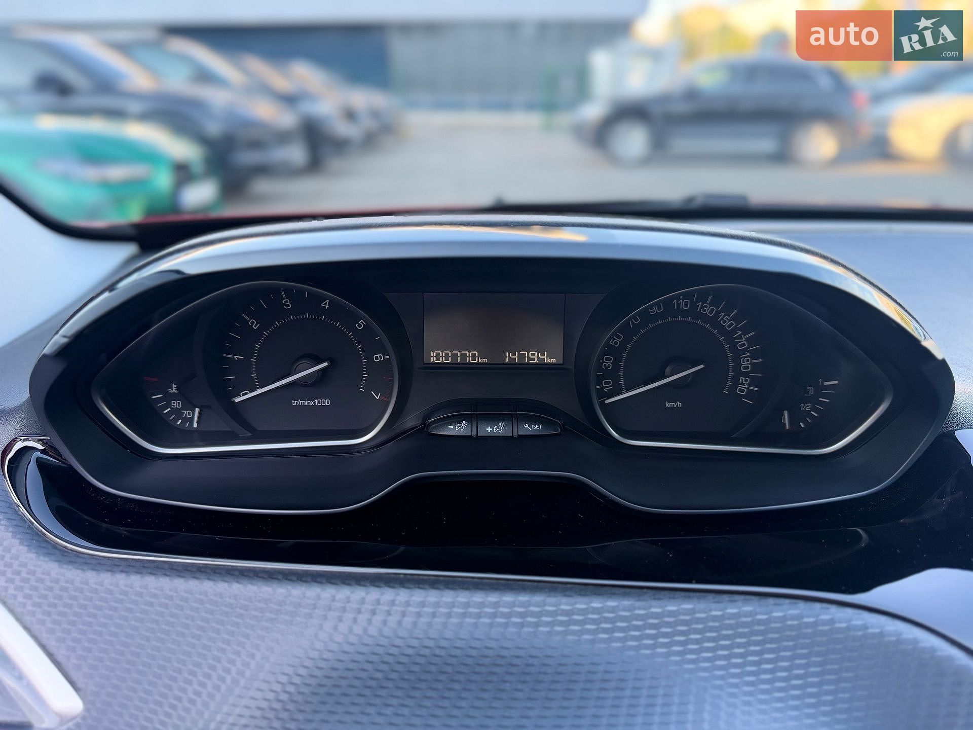 Peugeot 2008 2019 VIN VF3CUHNVTKY206869 фото оголошення 21 з 32