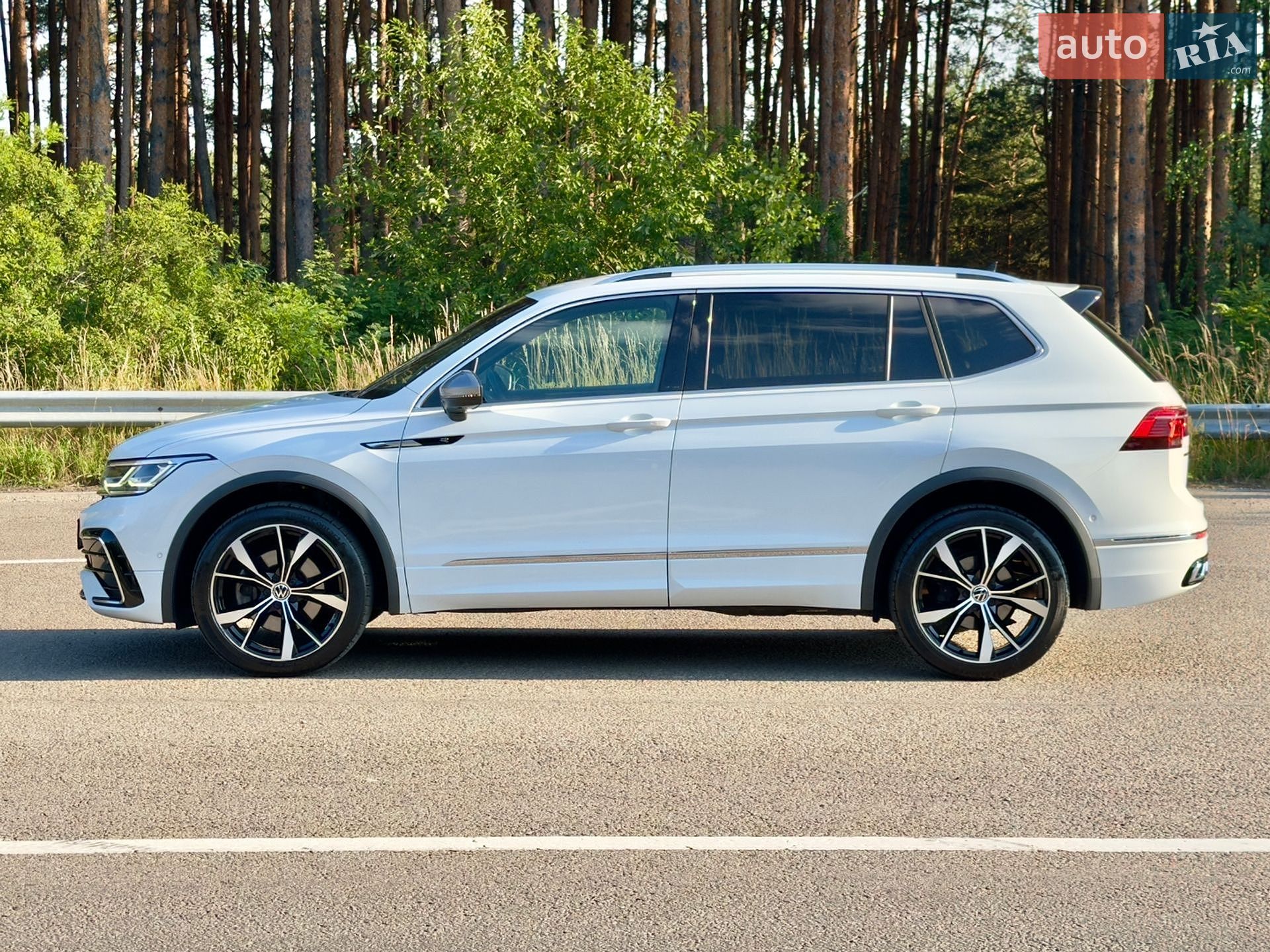 Volkswagen Tiguan Allspace 2021 VIN WVGZZZ5NZNM003325 фото оголошення 7 з 183