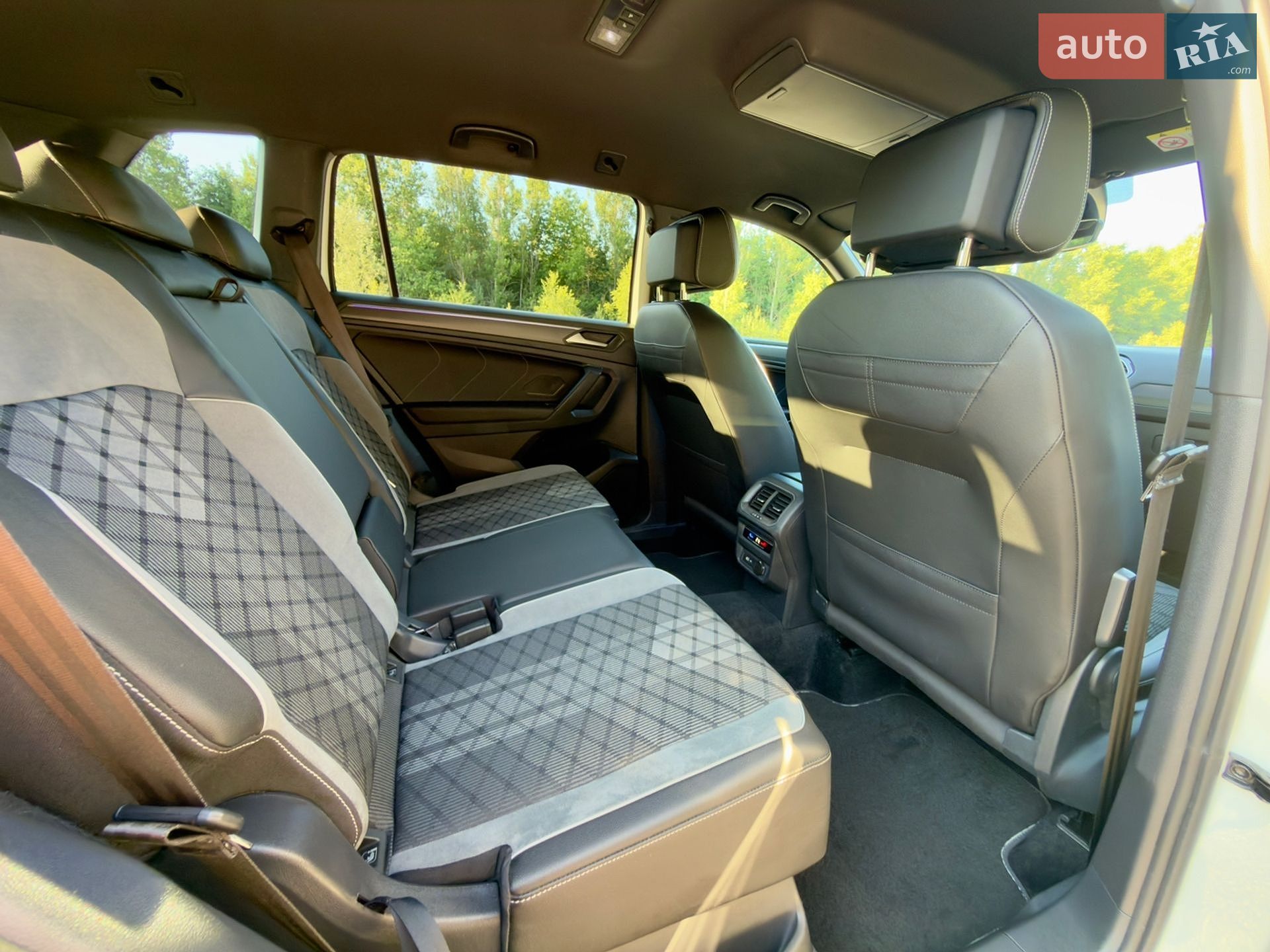 Volkswagen Tiguan Allspace 2021 VIN WVGZZZ5NZNM003325 фото оголошення 104 з 183
