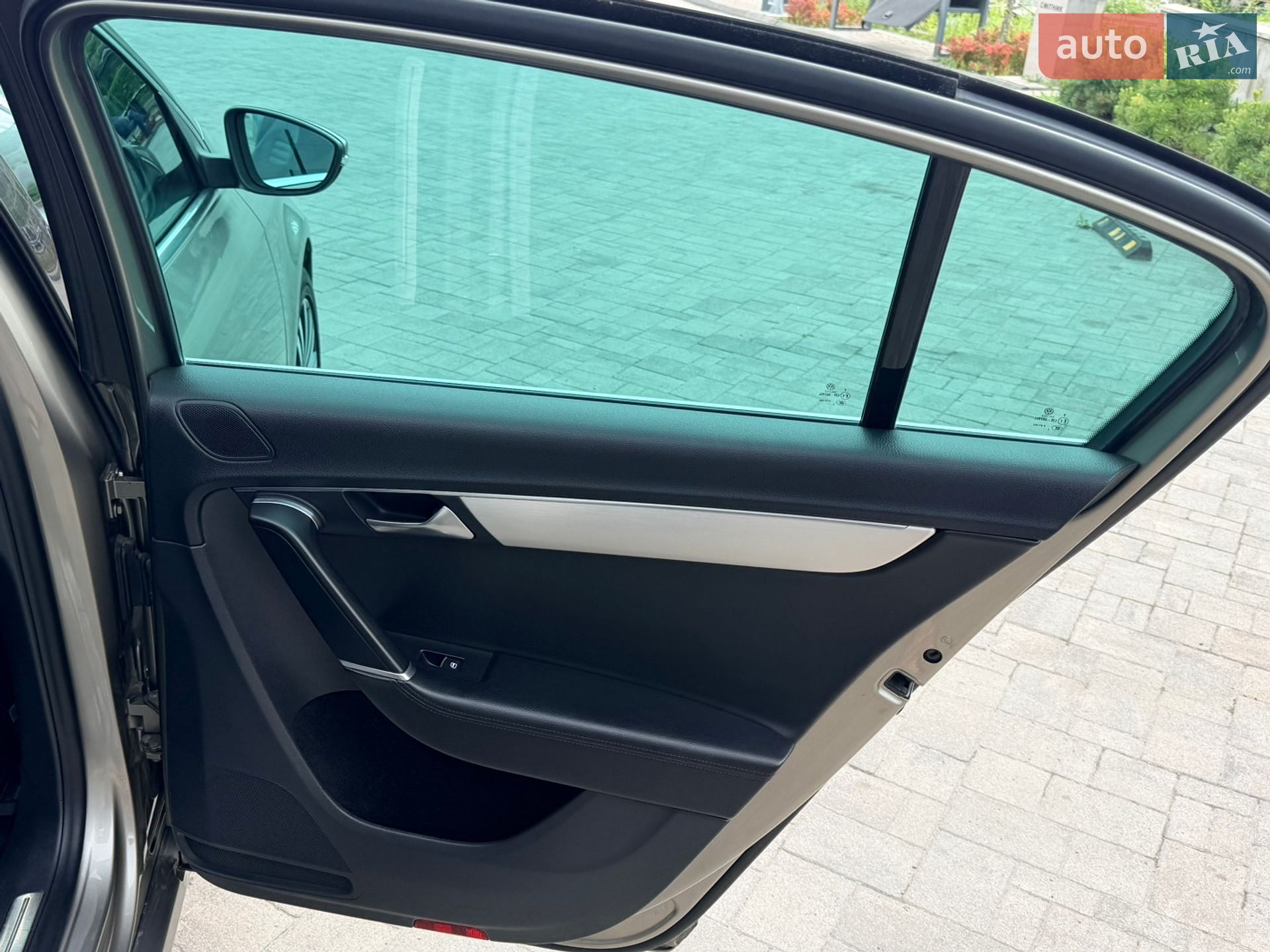 Volkswagen Passat 2013 VIN WVWZZZ3CZDP038392 фото оголошення 9 з 14