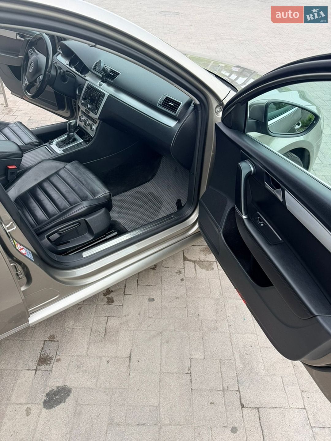 Volkswagen Passat 2013 VIN WVWZZZ3CZDP038392 фото оголошення 8 з 14
