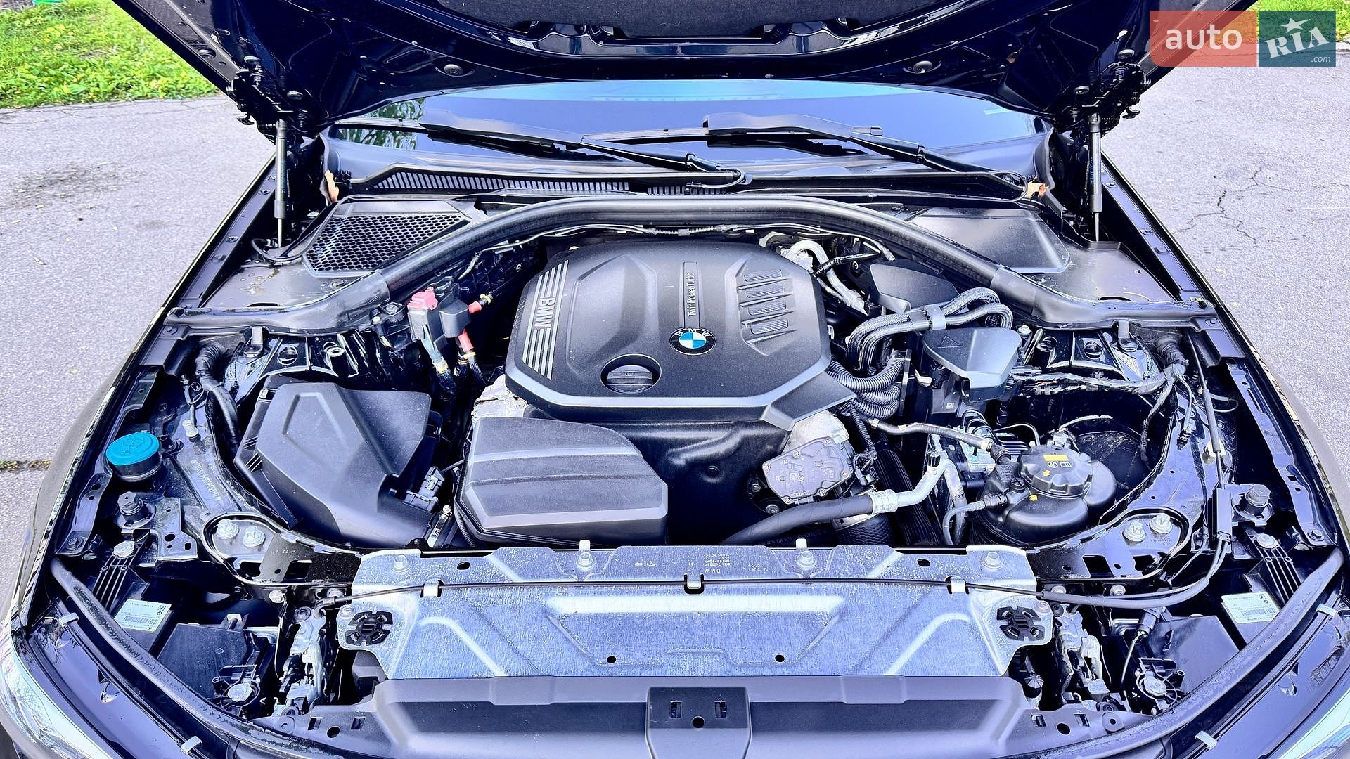BMW 3 Series 2022 VIN WBA5V380608C53712 фото оголошення 27 з 34