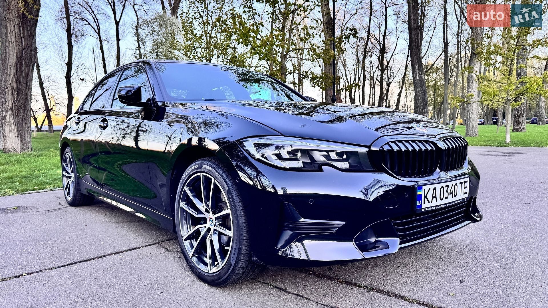 BMW 3 Series 2022 VIN WBA5V380608C53712 фото оголошення 3 з 34