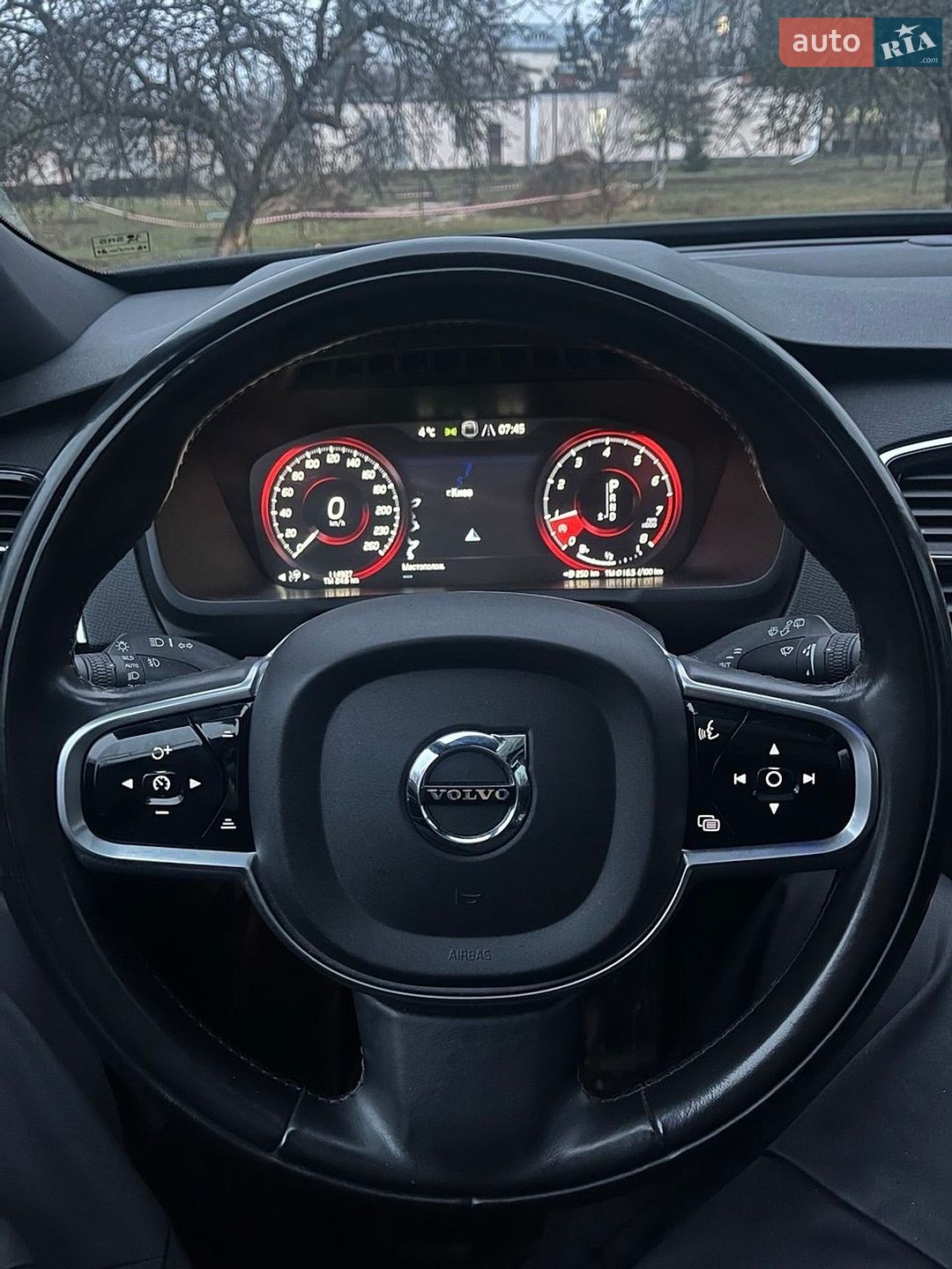 Volvo Xc90 2017 VIN YV4A22PK4J1327480 фото оголошення 5 з 15