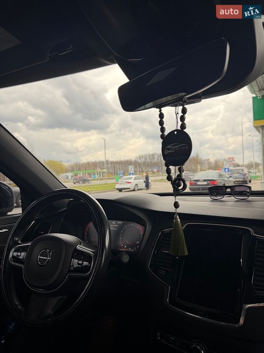 Volvo Xc90 2017 VIN YV4A22PK4J1327480 фото оголошення 6 з 15