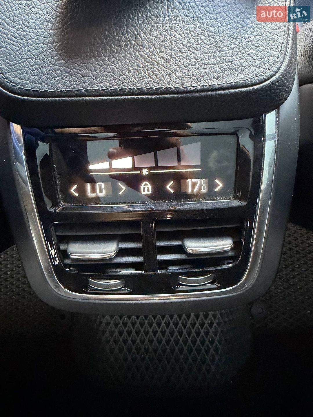 Volvo Xc90 2017 VIN YV4A22PK4J1327480 фото оголошення 9 з 15