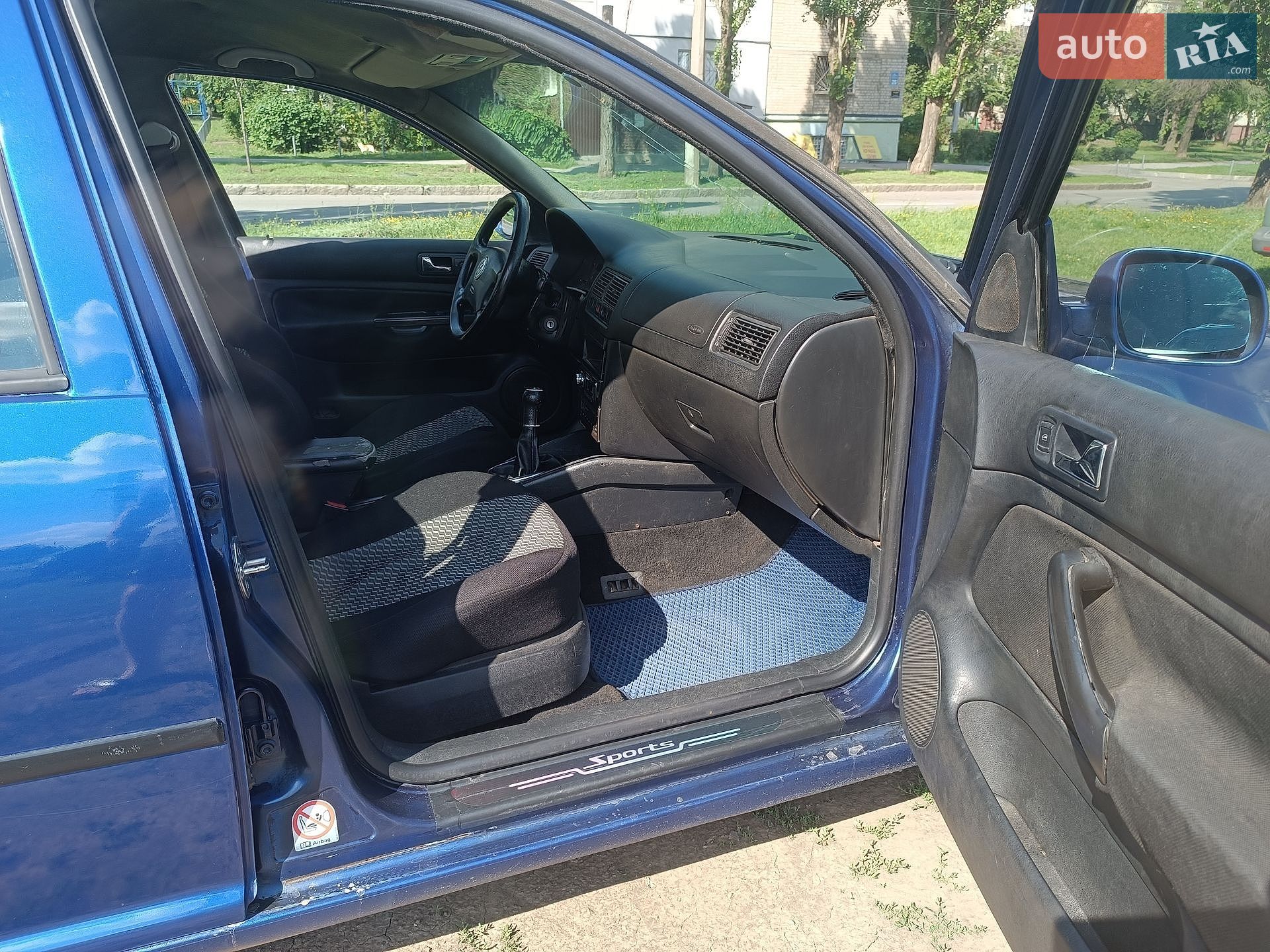 Volkswagen Golf 2000 VIN WVWZZZ1JZYW511499 фото оголошення 8 з 9
