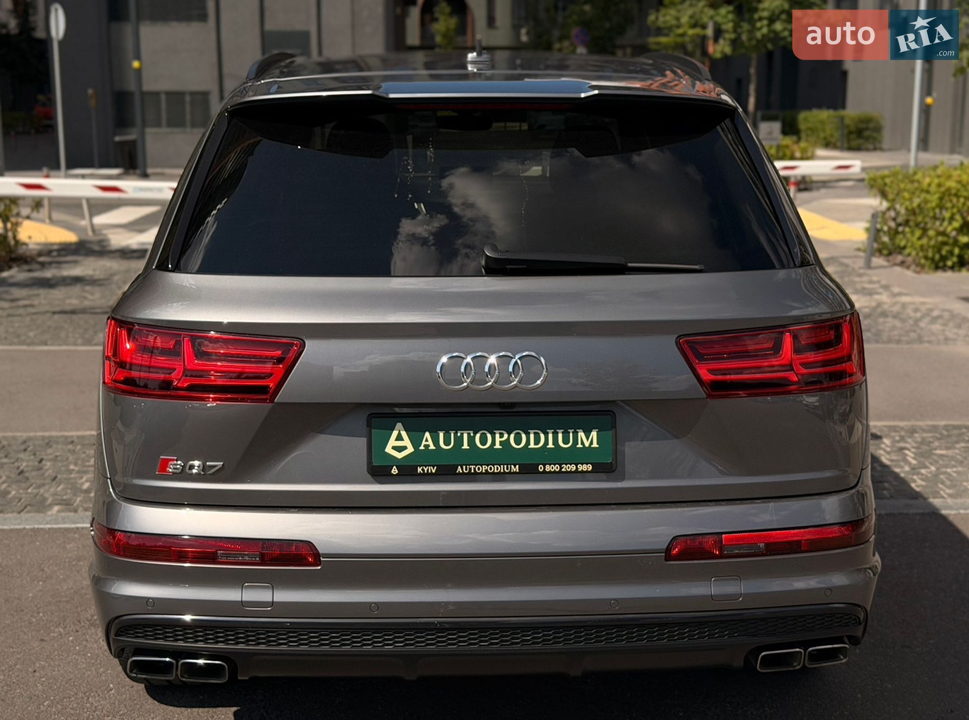 Audi SQ7 2018 VIN WAUZZZ4M1JD050072 фото оголошення 7 з 38