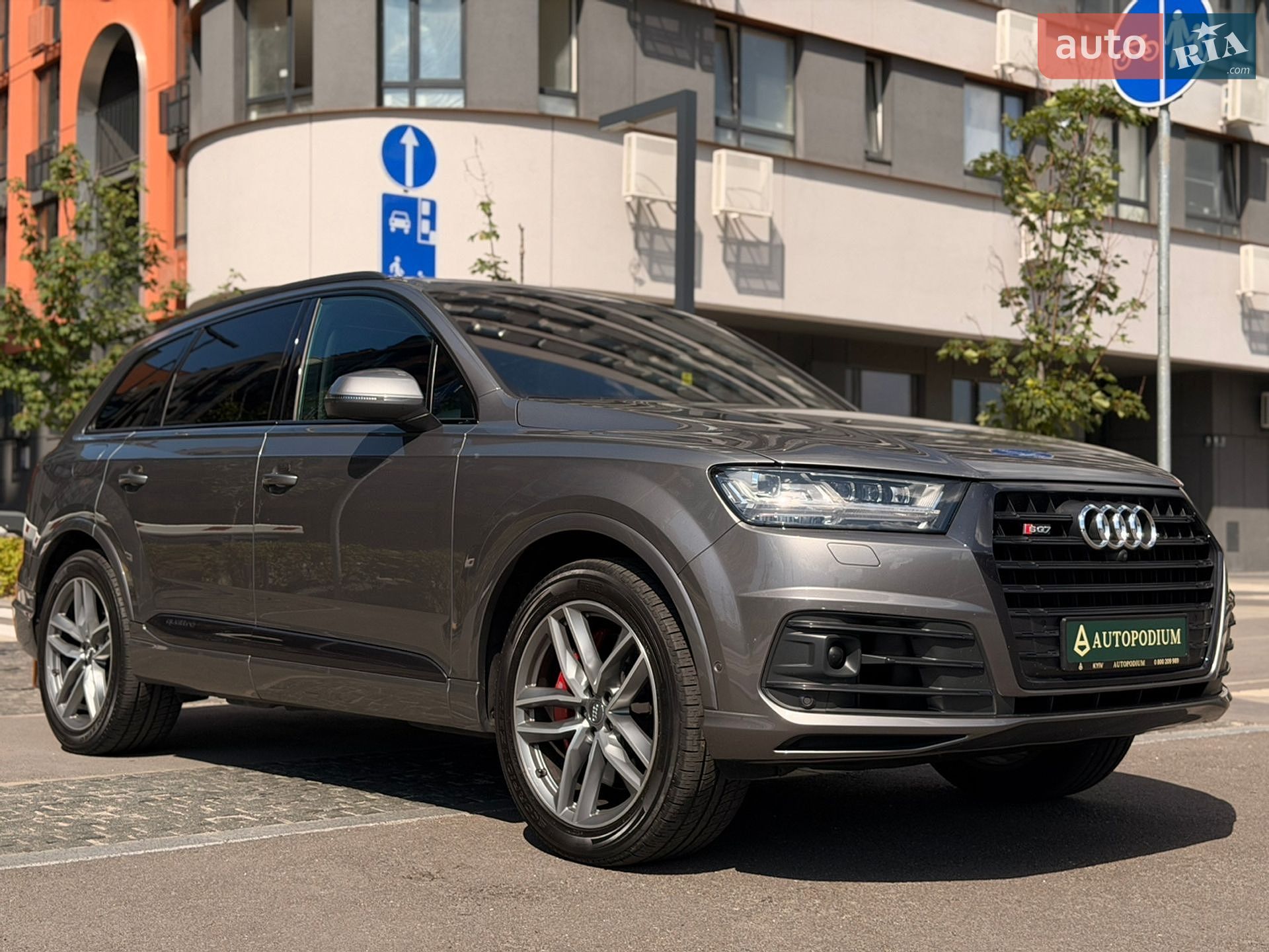 Audi SQ7 2018 VIN WAUZZZ4M1JD050072 фото оголошення 5 з 38