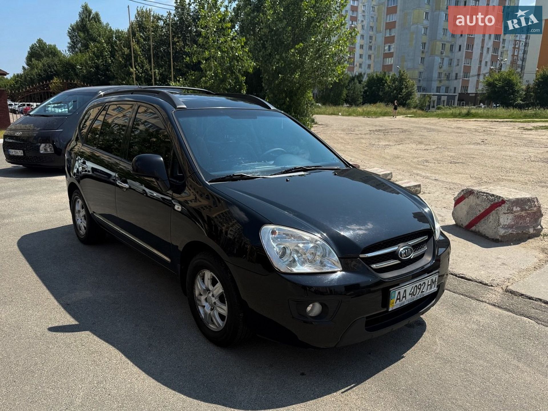 KIA Carens 2008 VIN Y6LFG52138L200059 фото оголошення 2 з 13