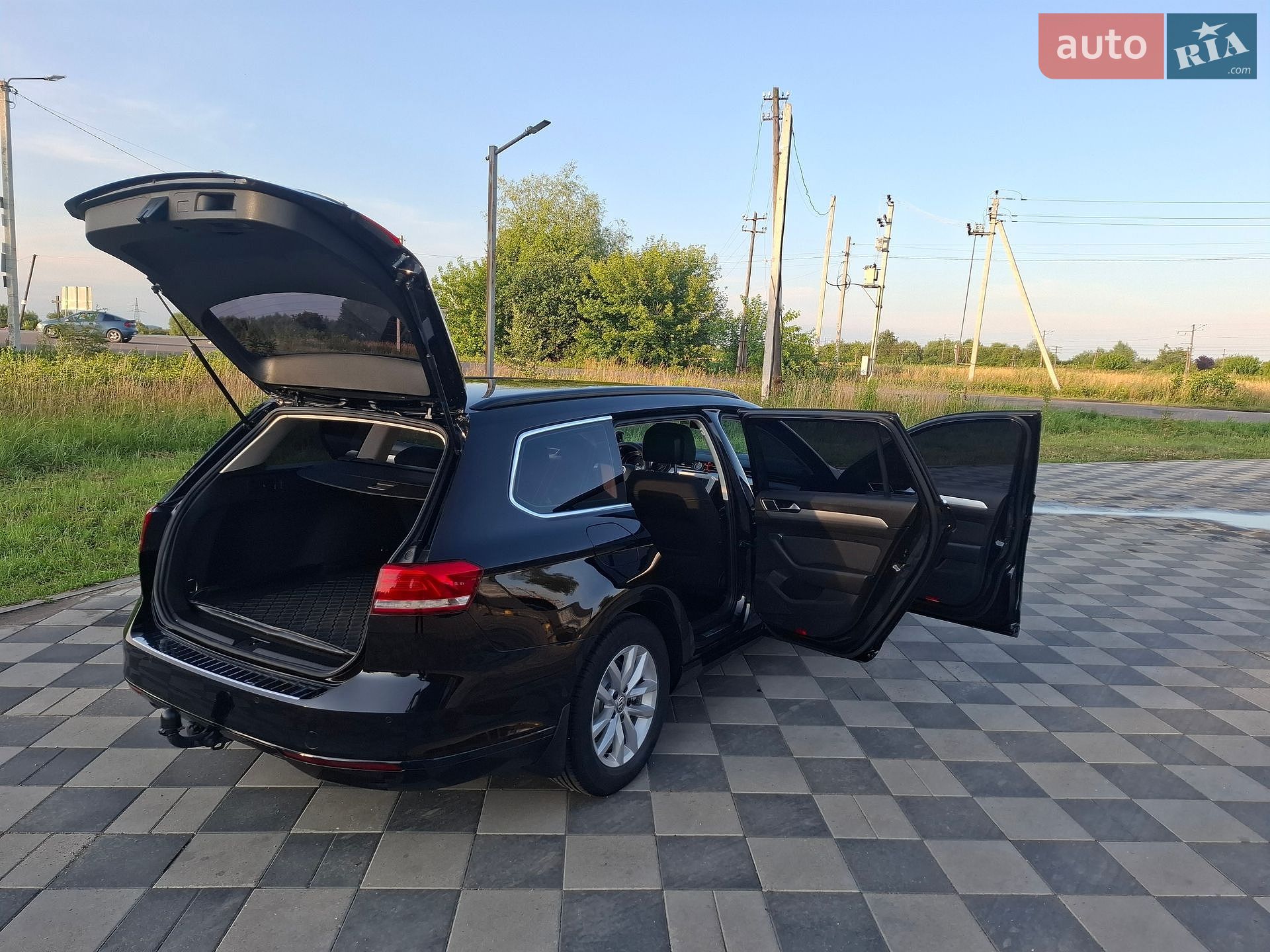 Volkswagen Passat 2017 VIN WVWZZZ3CZHE171049 фото оголошення 12 з 29