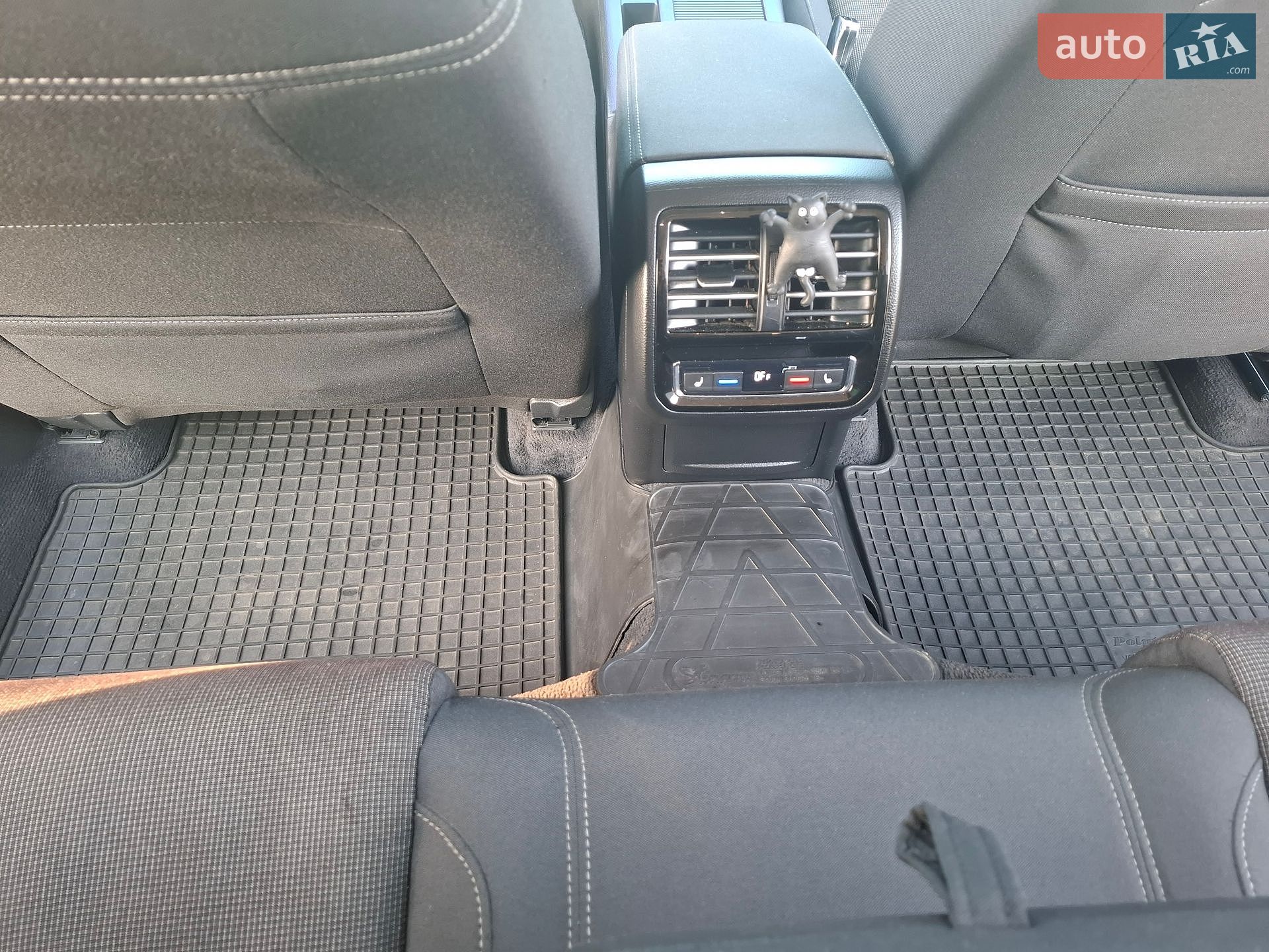 Volkswagen Passat 2017 VIN WVWZZZ3CZHE171049 фото оголошення 23 з 29