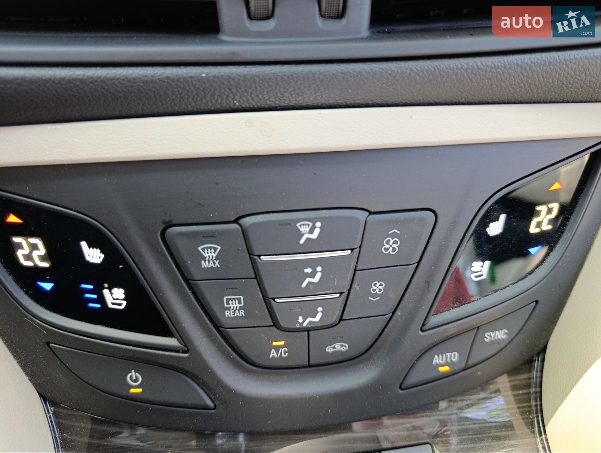Buick Envision 2020 VIN LRBFX4SX0LD216448 фото оголошення 22 з 35