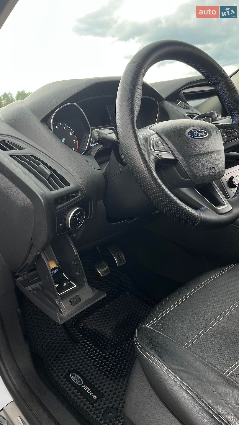 Ford Focus 2017 VIN WF05XXGCC5HB38030 фото оголошення 40 з 162
