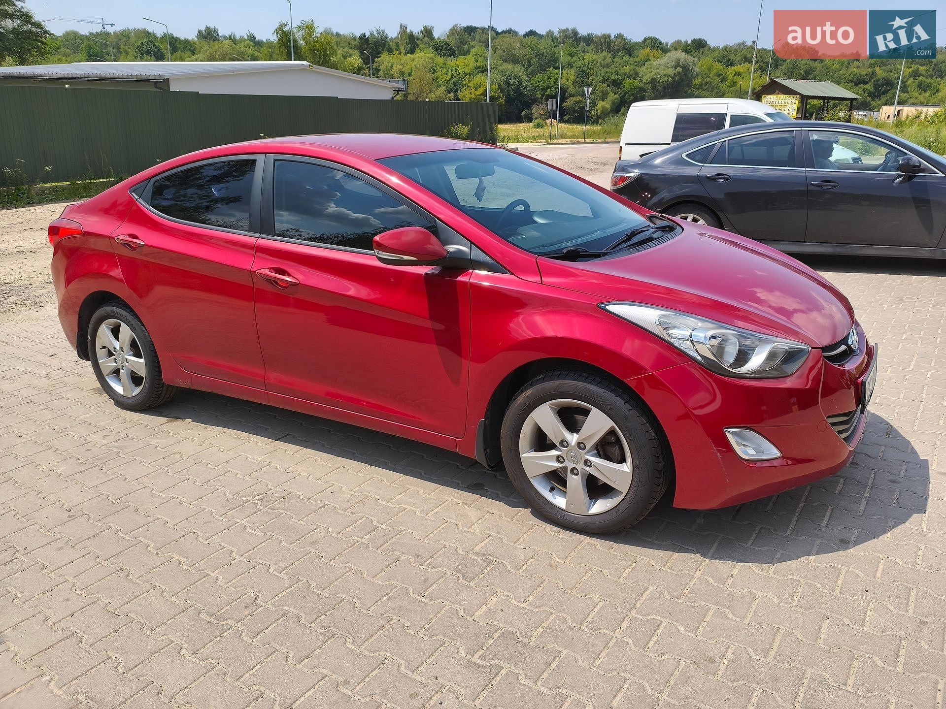 Hyundai Elantra 2013 VIN KMHDH41EBDU699726 фото оголошення 4 з 116
