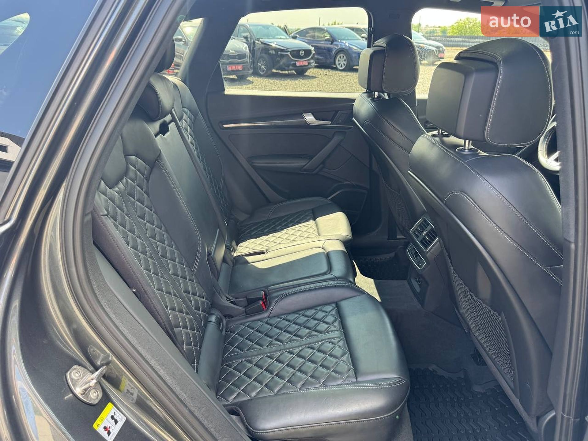 Audi SQ5 2017 VIN WA1C4AFY5J2014920 фото оголошення 19 з 36
