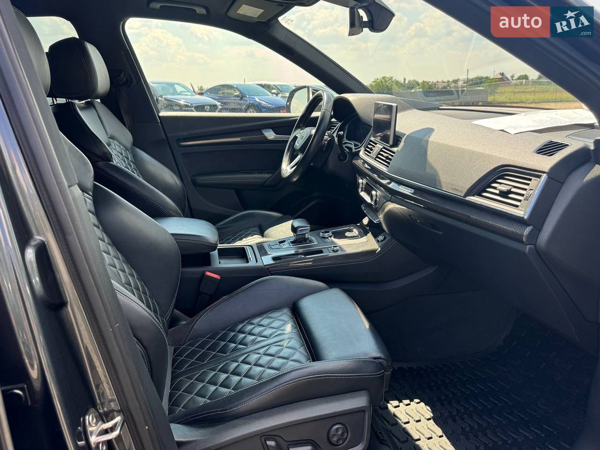 Audi SQ5 2017 VIN WA1C4AFY5J2014920 фото оголошення 18 з 36