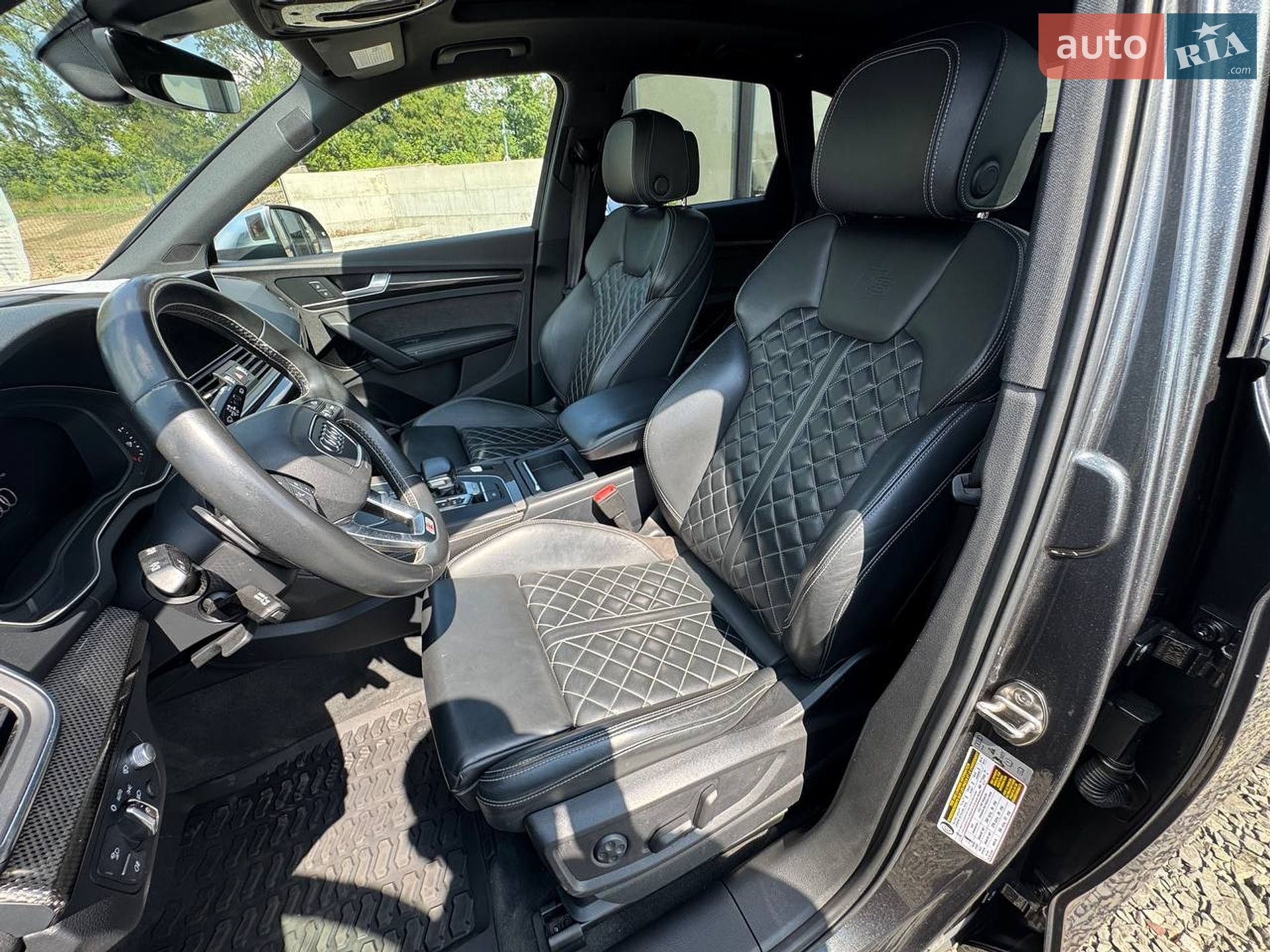 Audi SQ5 2017 VIN WA1C4AFY5J2014920 фото оголошення 17 з 36