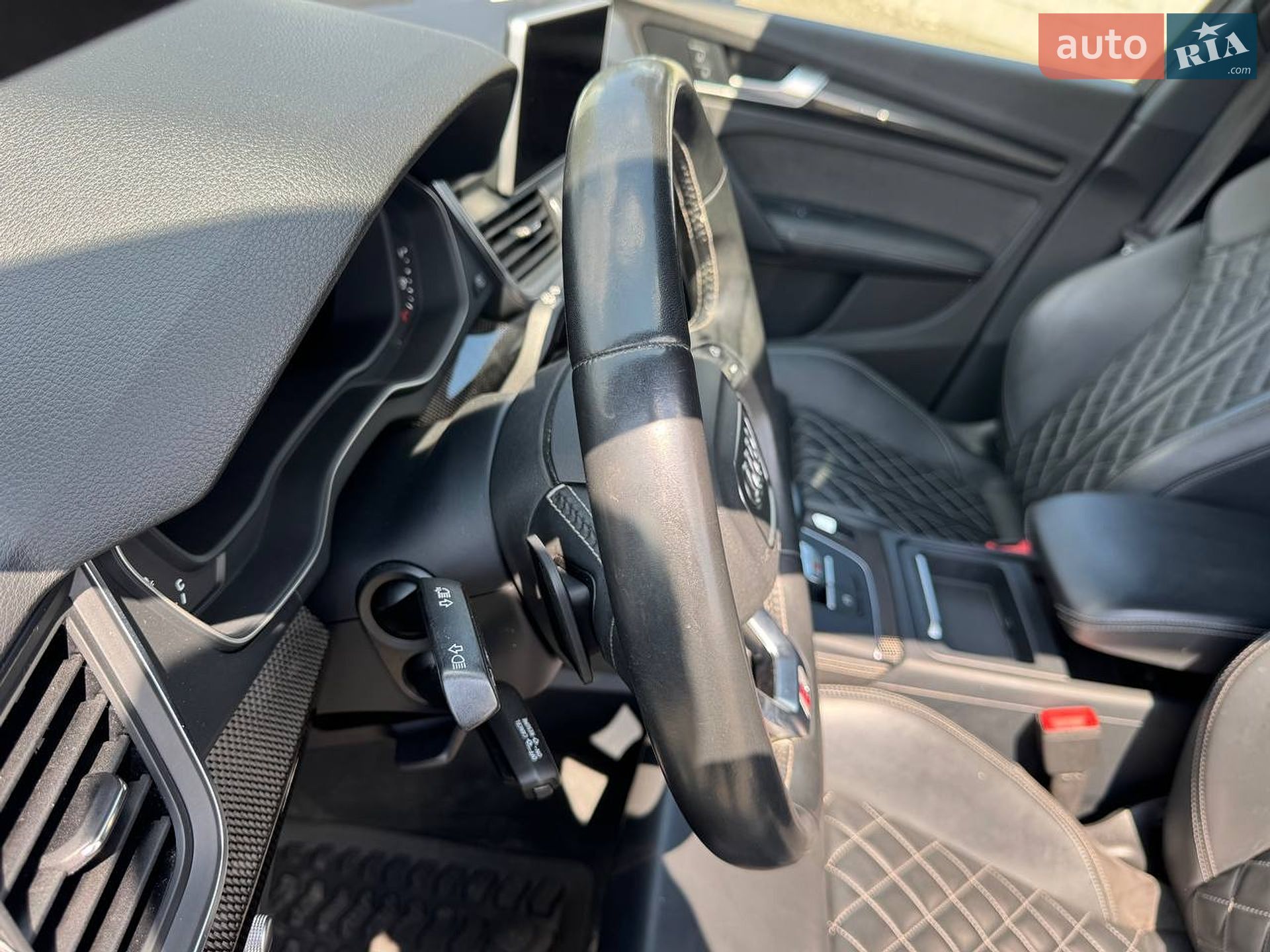 Audi SQ5 2017 VIN WA1C4AFY5J2014920 фото оголошення 15 з 36