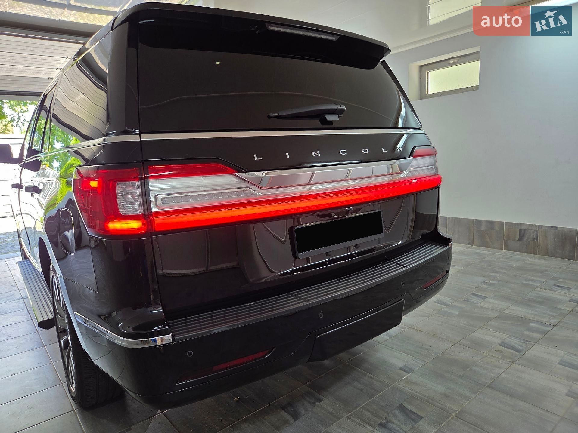 Lincoln Navigator 2019 VIN 5LMJJ2HT3KEL14607 фото оголошення 13 з 100