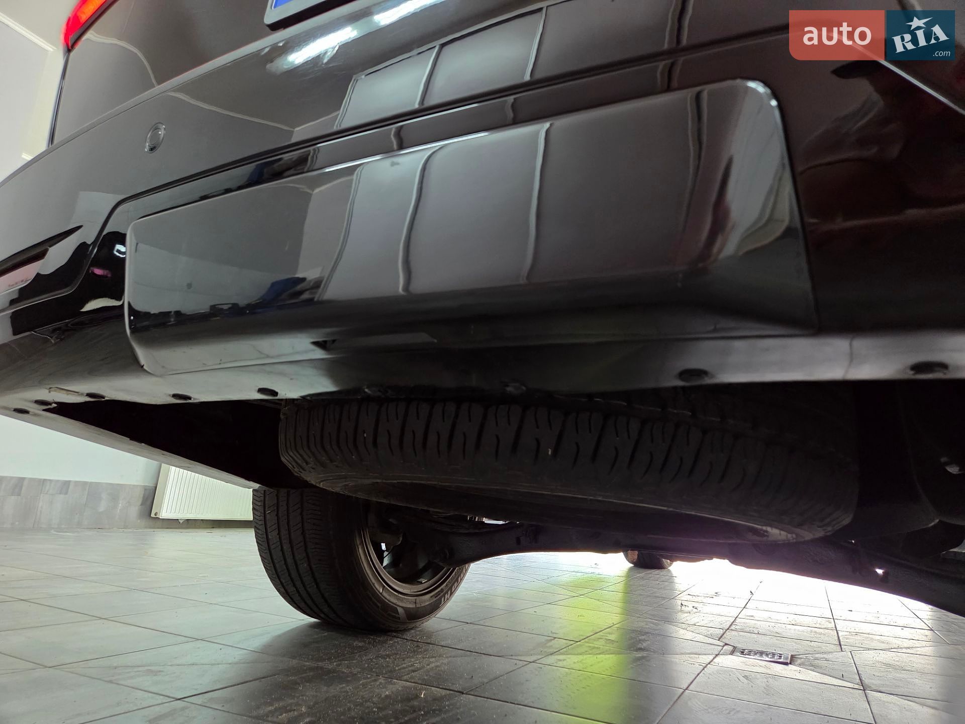 Lincoln Navigator 2019 VIN 5LMJJ2HT3KEL14607 фото оголошення 15 з 100