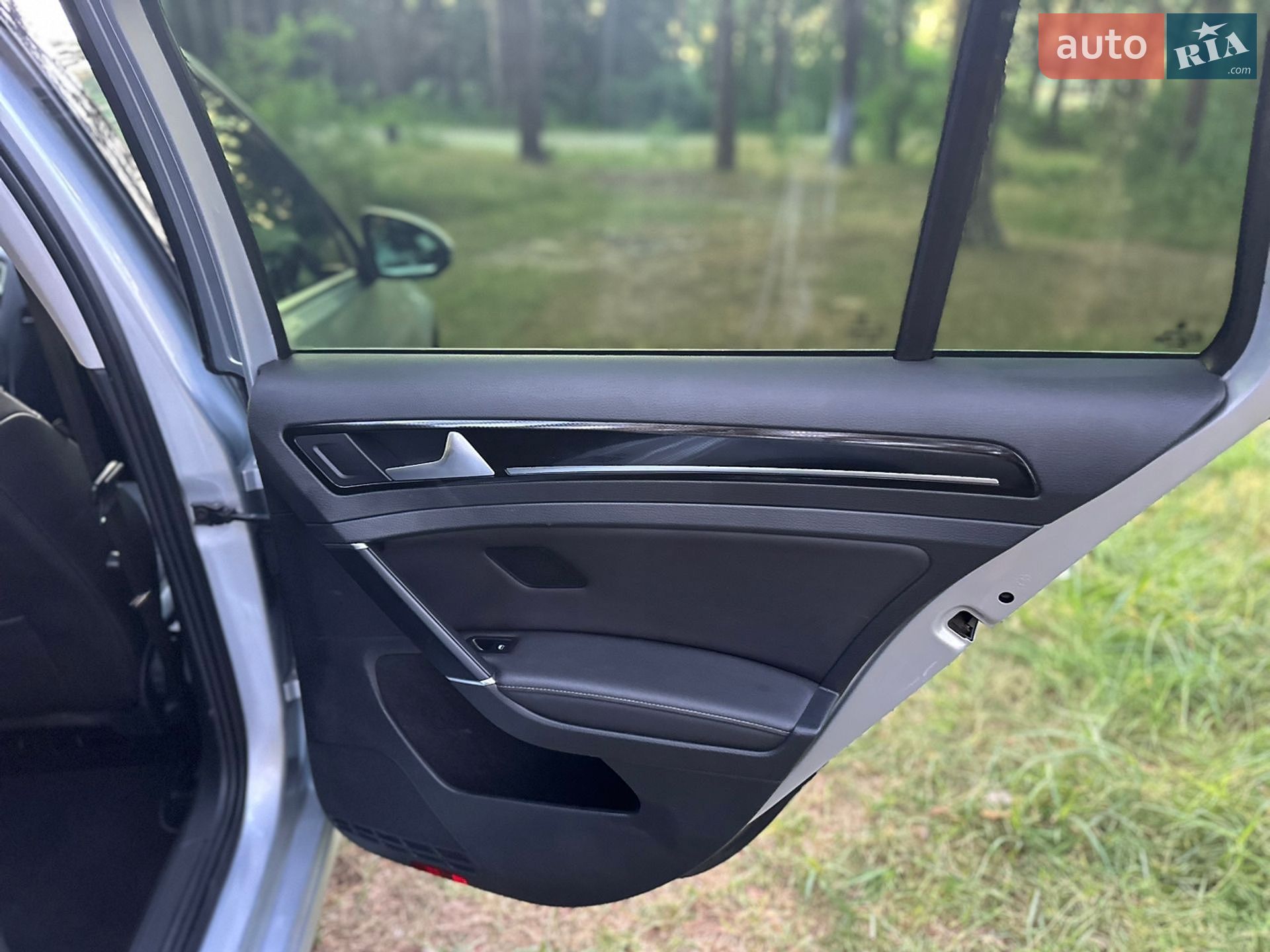 Volkswagen Golf 2014 VIN WVWZZZAUZEP544785 фото оголошення 13 з 22