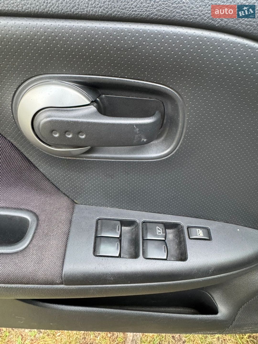 Nissan Note 2009 VIN SJNFAAE11U2012051 фото оголошення 29 з 48