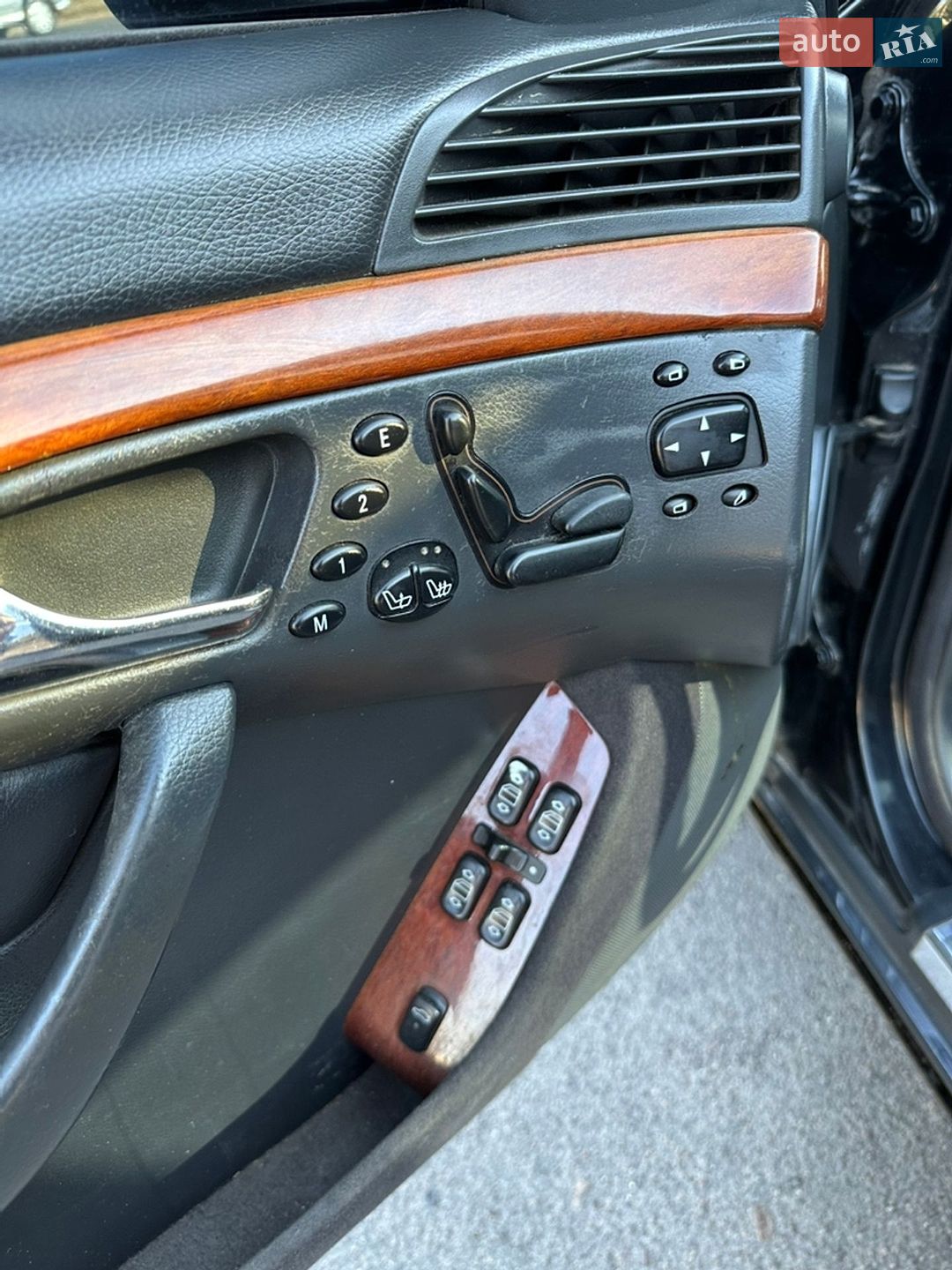 Mercedes-Benz S-Class 1999 VIN WDBNG70J1YA026596 фото оголошення 16 з 32