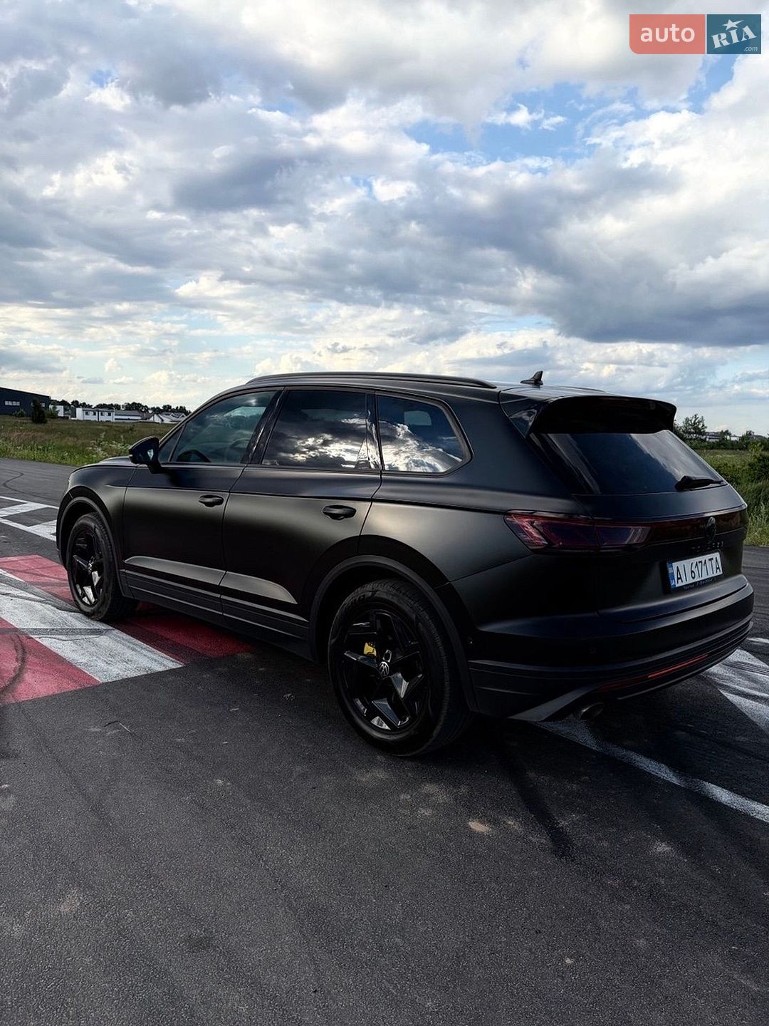 Volkswagen Touareg 2024 VIN WVGZZZCR7SD001262 фото оголошення 10 з 30